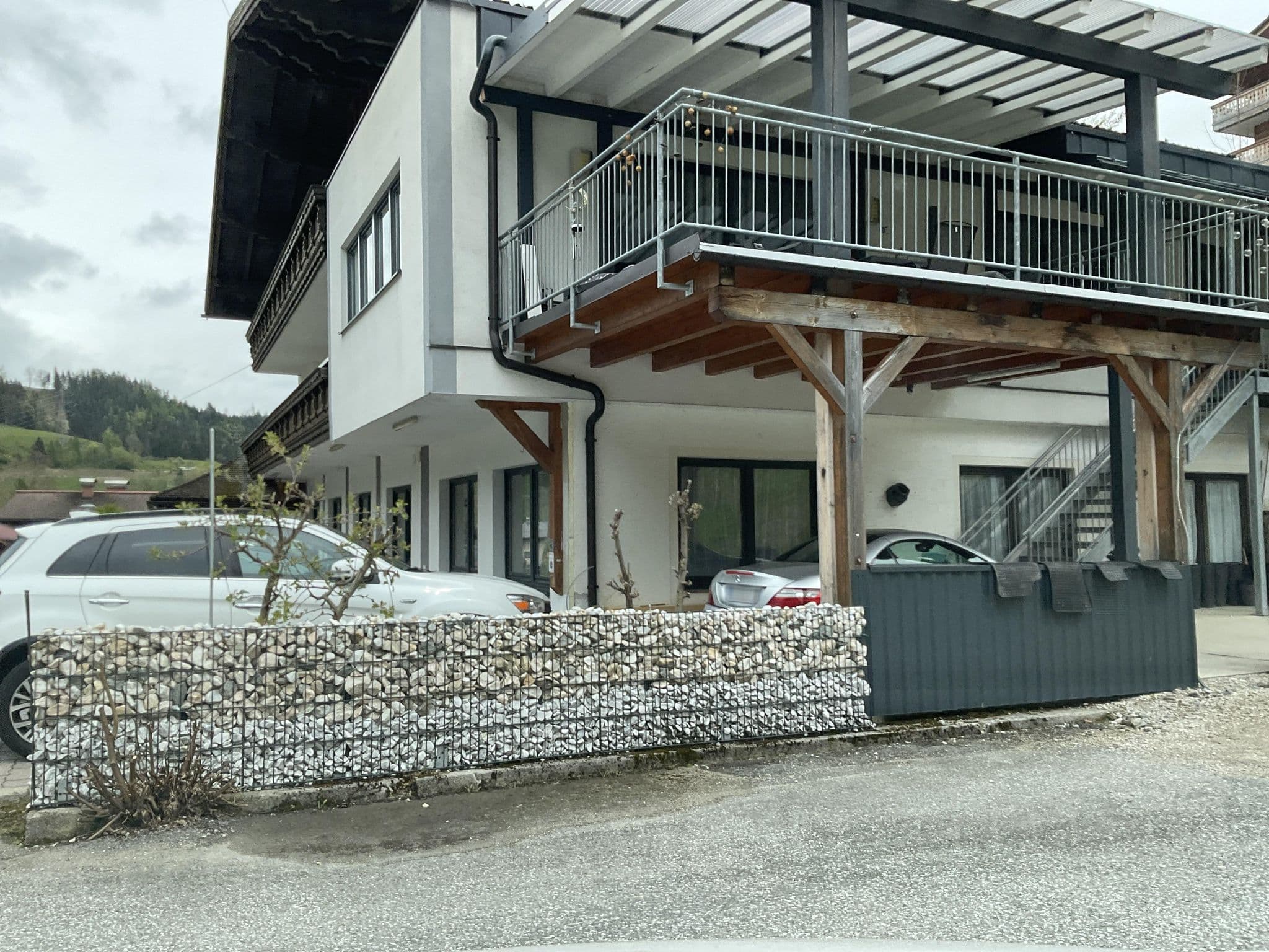 Street view near Frühstückension Kargl, Ramsau am Dachstein — © schladming1 (CC BY-SA · Mapillary)