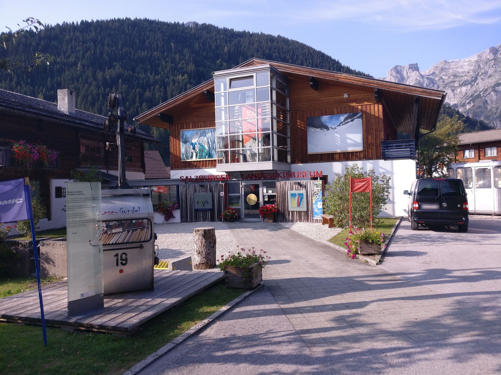 Street view near WRB Hotelbetriebe GmbH & Co, Werfen — © map_hard (CC BY-SA · Mapillary)