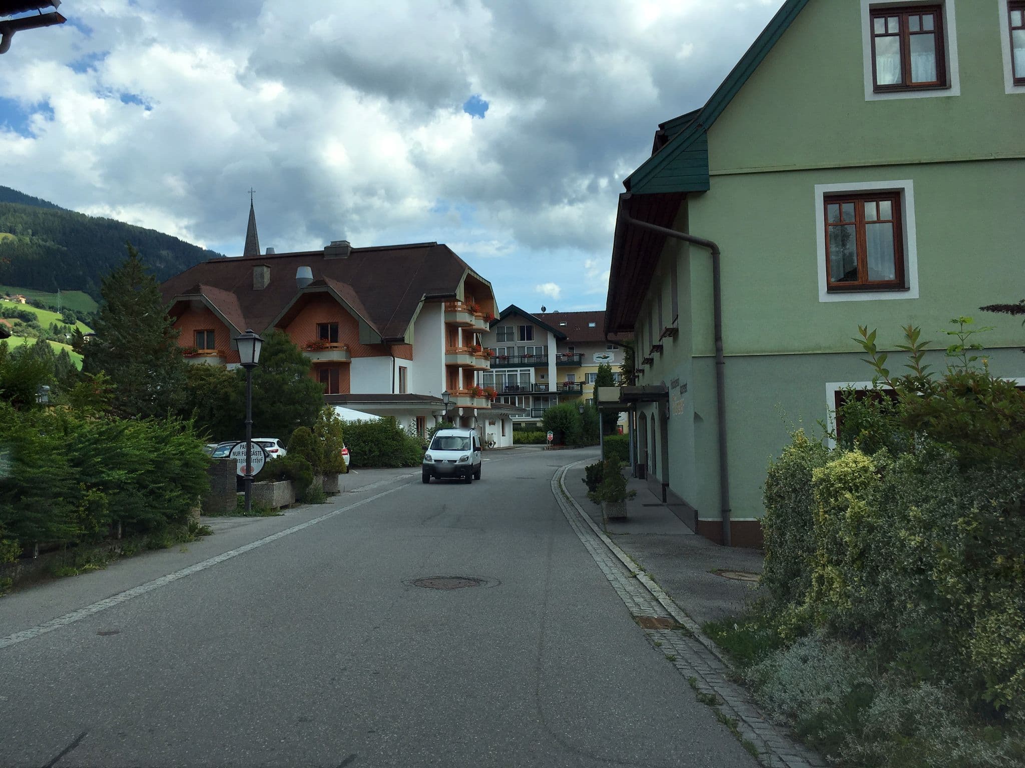 Street view near Appartement-Pension Würcher, Radenthein — © istefanos (CC BY-SA · Mapillary)