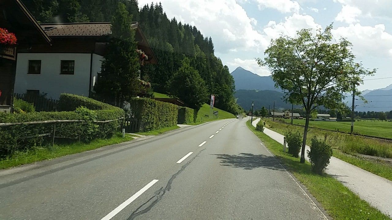 Street view near Ferienwohnungen Hollinger, Eben im Pongau — © rab (CC BY-SA · Mapillary)