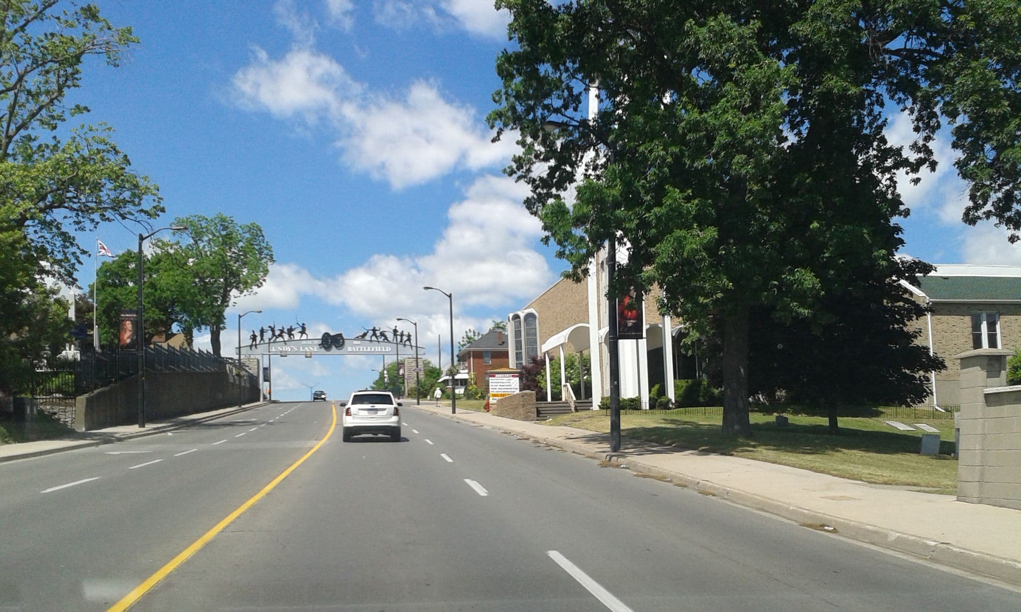 Street view near Advance Inn, Niagara Falls — © thetornado76 (CC BY-SA · Mapillary)