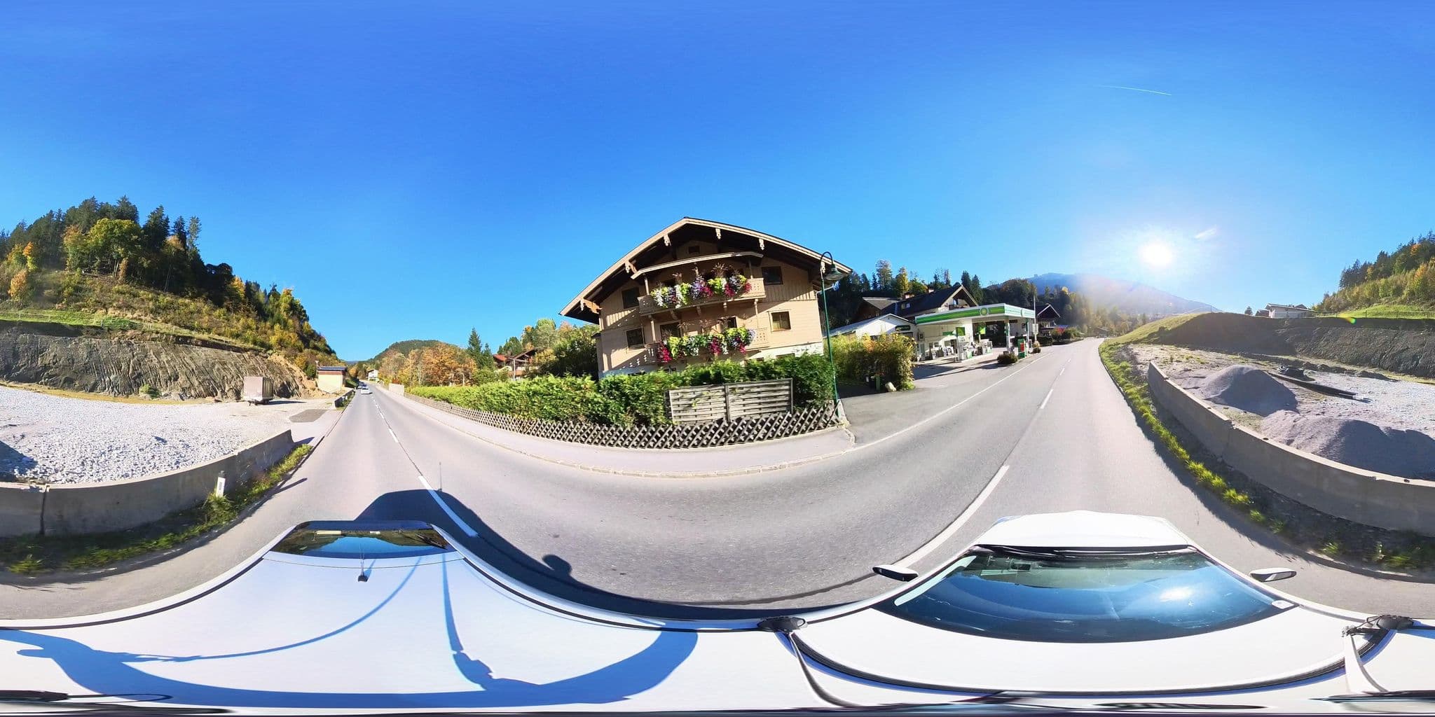 Street view near Haus Amadeus, Hof — © osmplus_org (CC BY-SA · Mapillary)