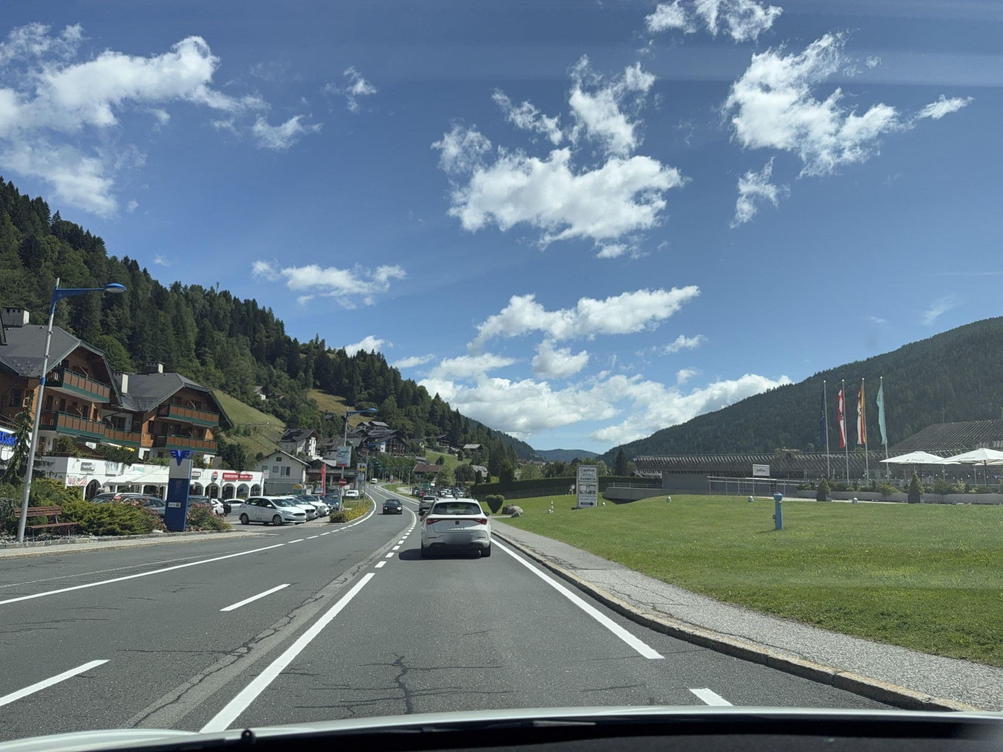 Street view near Appartement Bel Monte, Radenthein — © ottor (CC BY-SA · Mapillary)