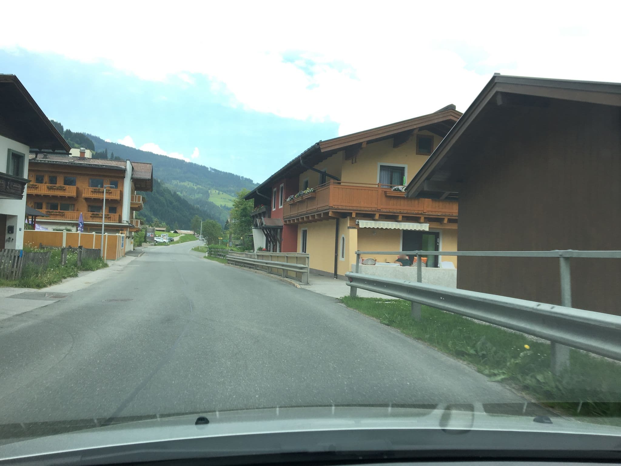 Street view near Pension Schatner, Hof — © chicc0 (CC BY-SA · Mapillary)