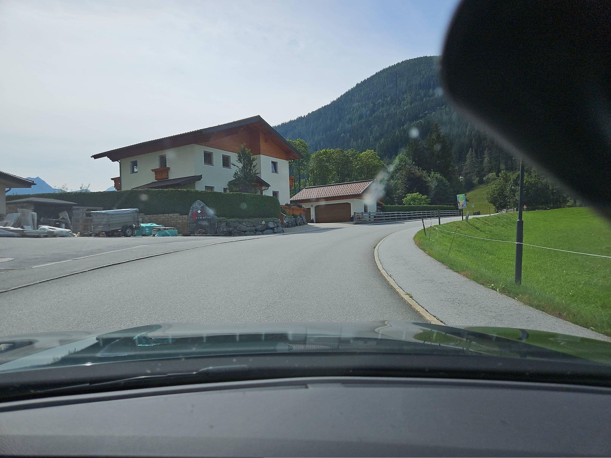 Street view near Alpenherz, Altenmarkt im Pongau — © toho (CC BY-SA · Mapillary)