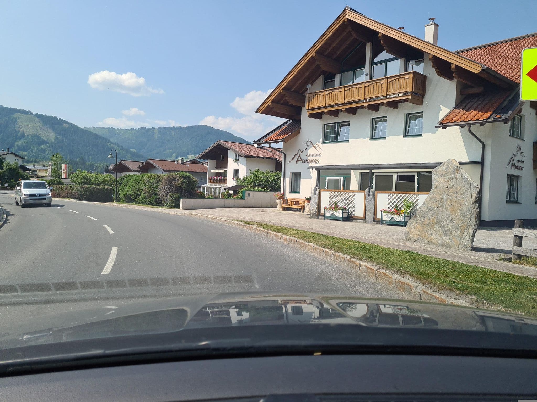 Street view near Appartement Jagdhof, Altenmarkt im Pongau — © schermy_at (CC BY-SA · Mapillary)