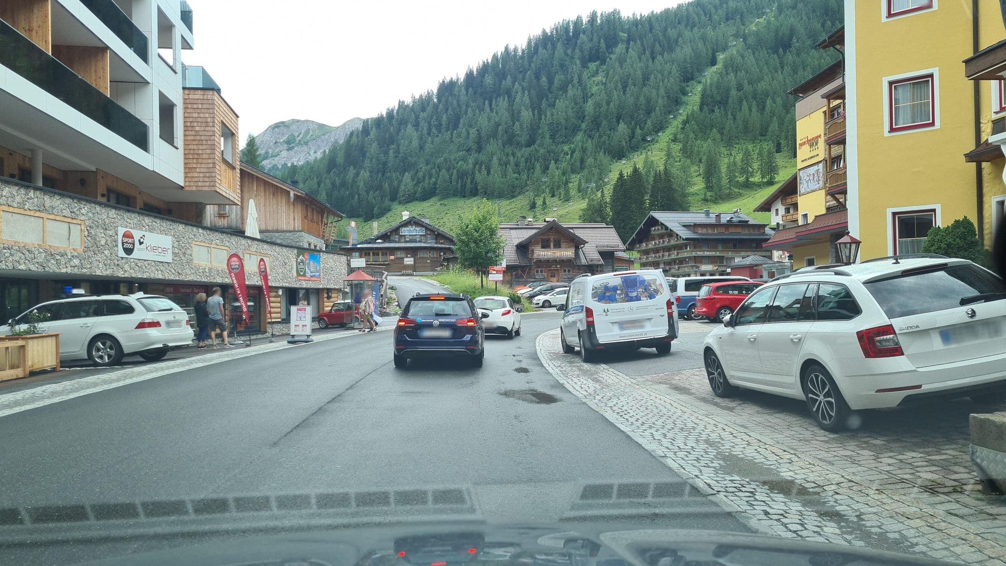 Street view near Hotel Zauchenseehof Zauchensee Walchhofer GmbH, Radstadt — © schermy_at (CC BY-SA · Mapillary)