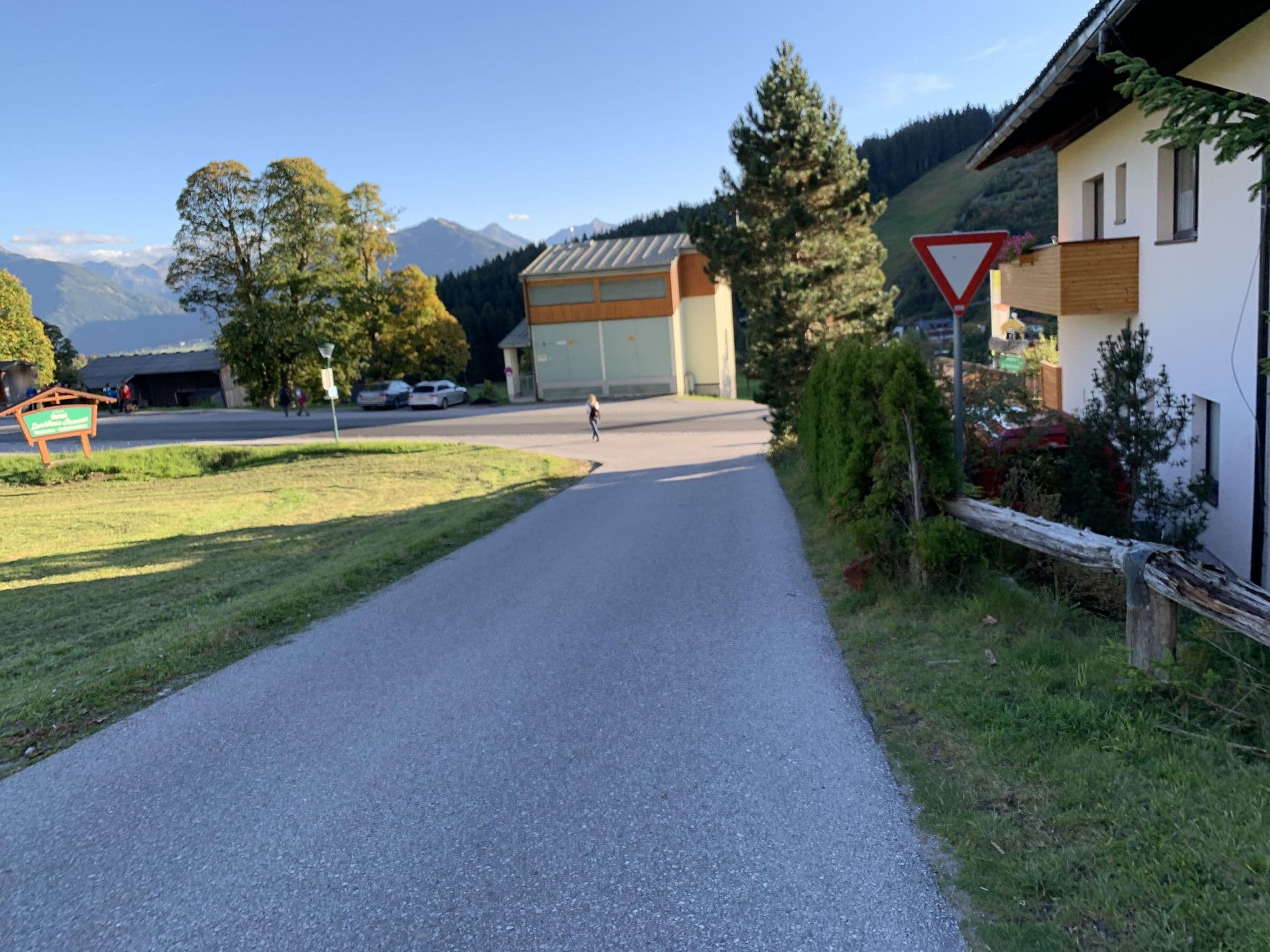 Street view near Seeblick, Ramsau am Dachstein — © robot8a (CC BY-SA · Mapillary)