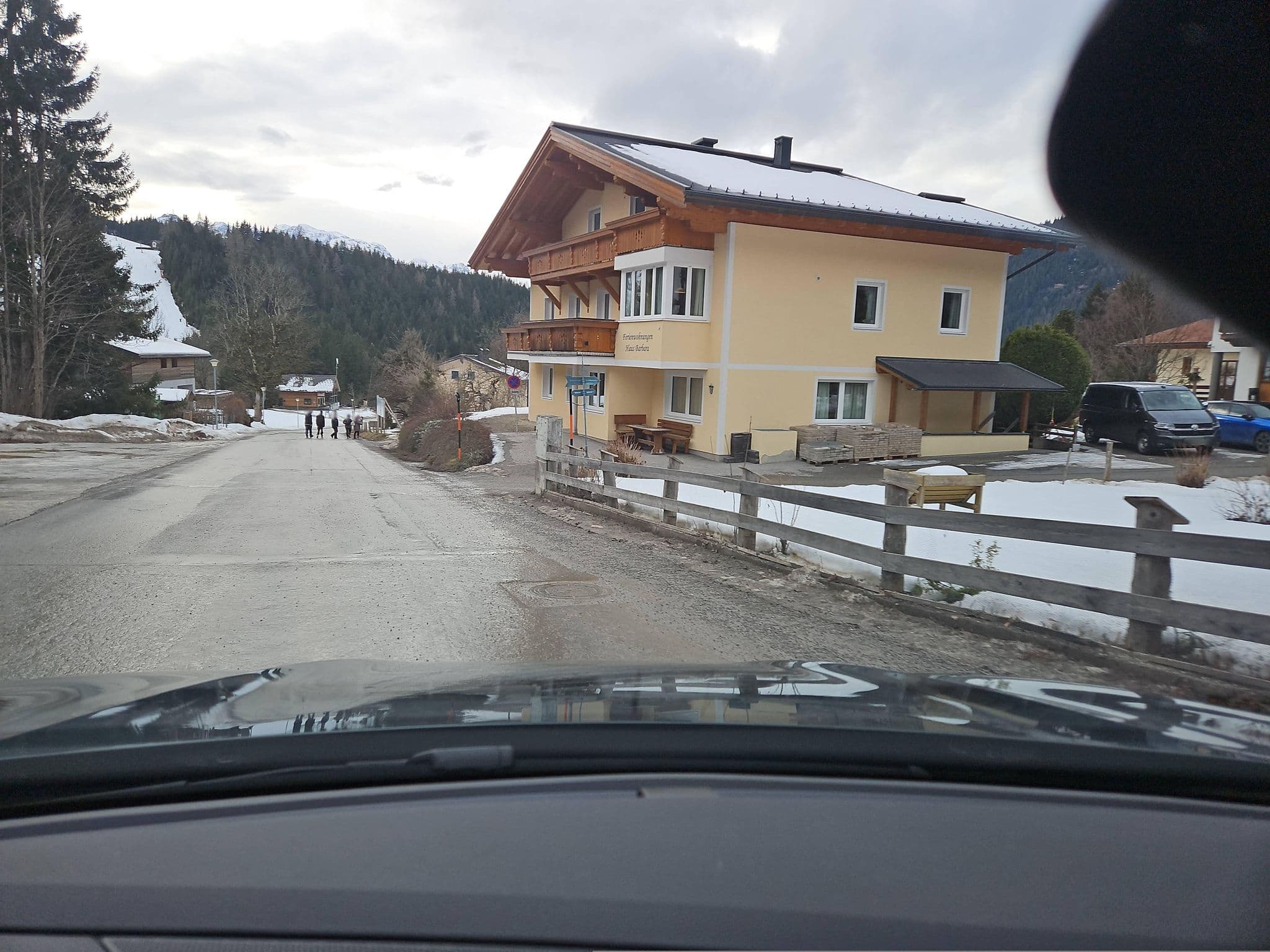 Street view near Strussingalm, Bischofshofen — © toho (CC BY-SA · Mapillary)
