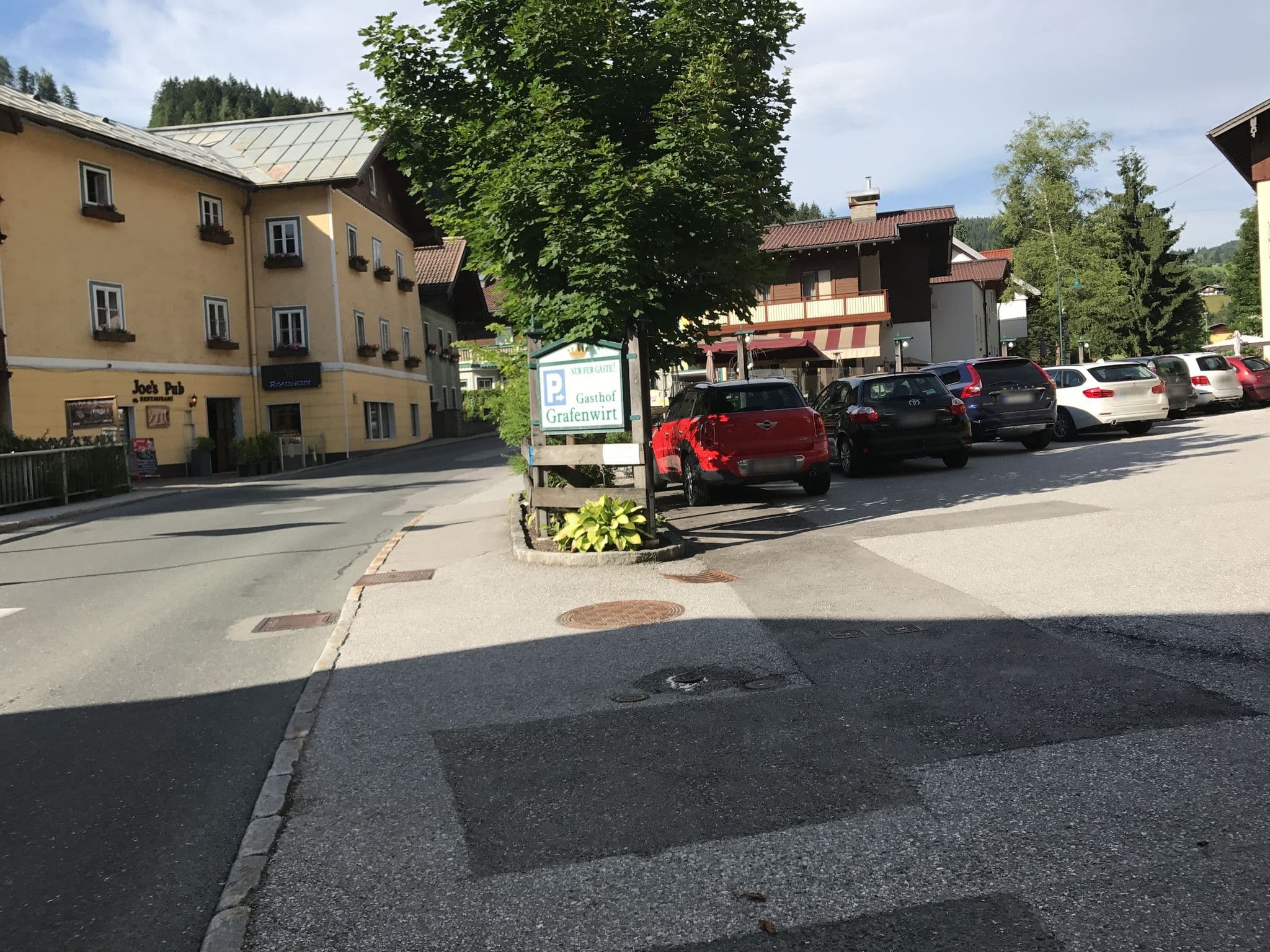 Street view near Gasthof Grafenwirt, Hof — © 14ottar (CC BY-SA · Mapillary)
