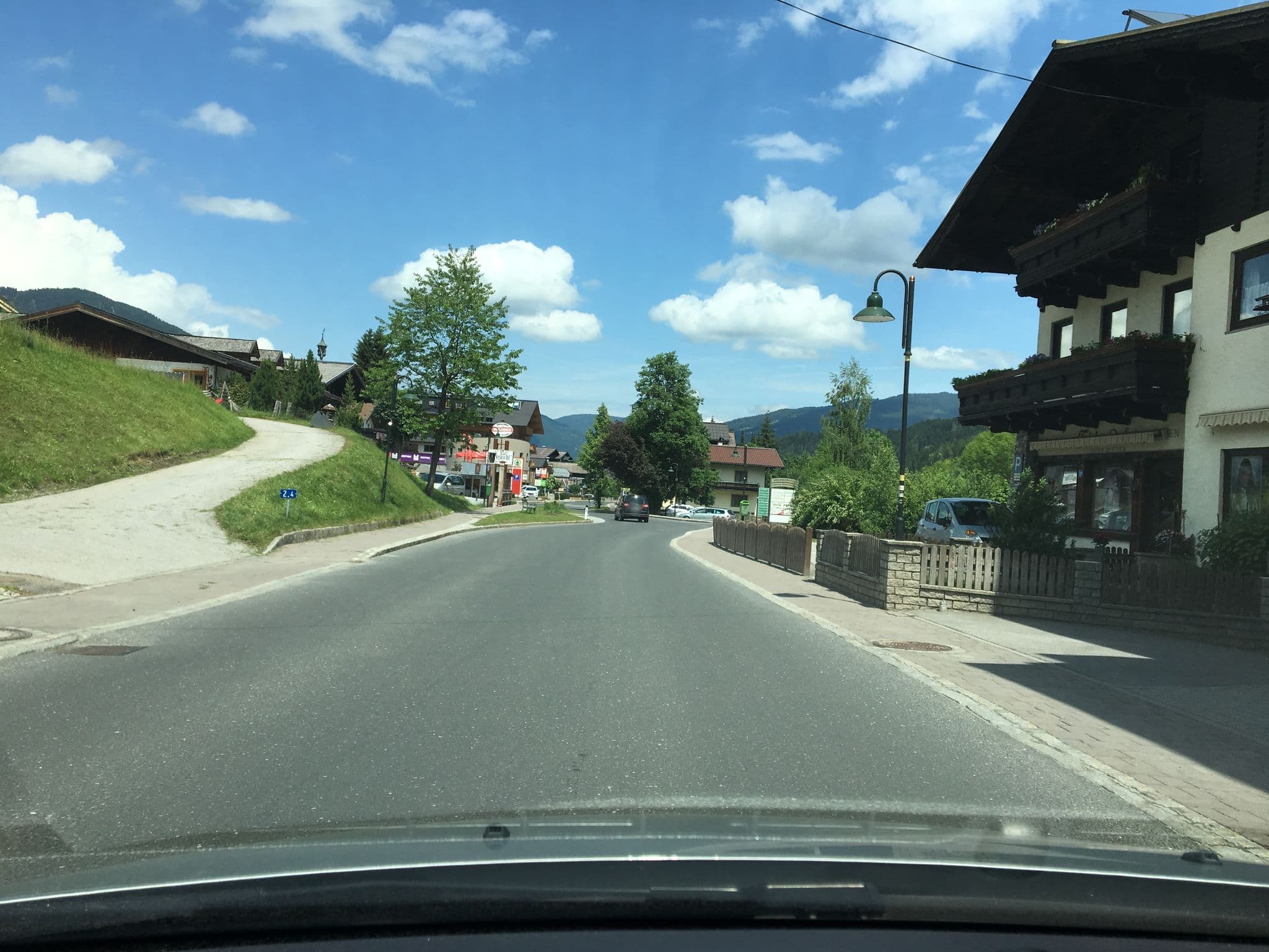 Street view near Reiter, Altenmarkt im Pongau — © chicc0 (CC BY-SA · Mapillary)