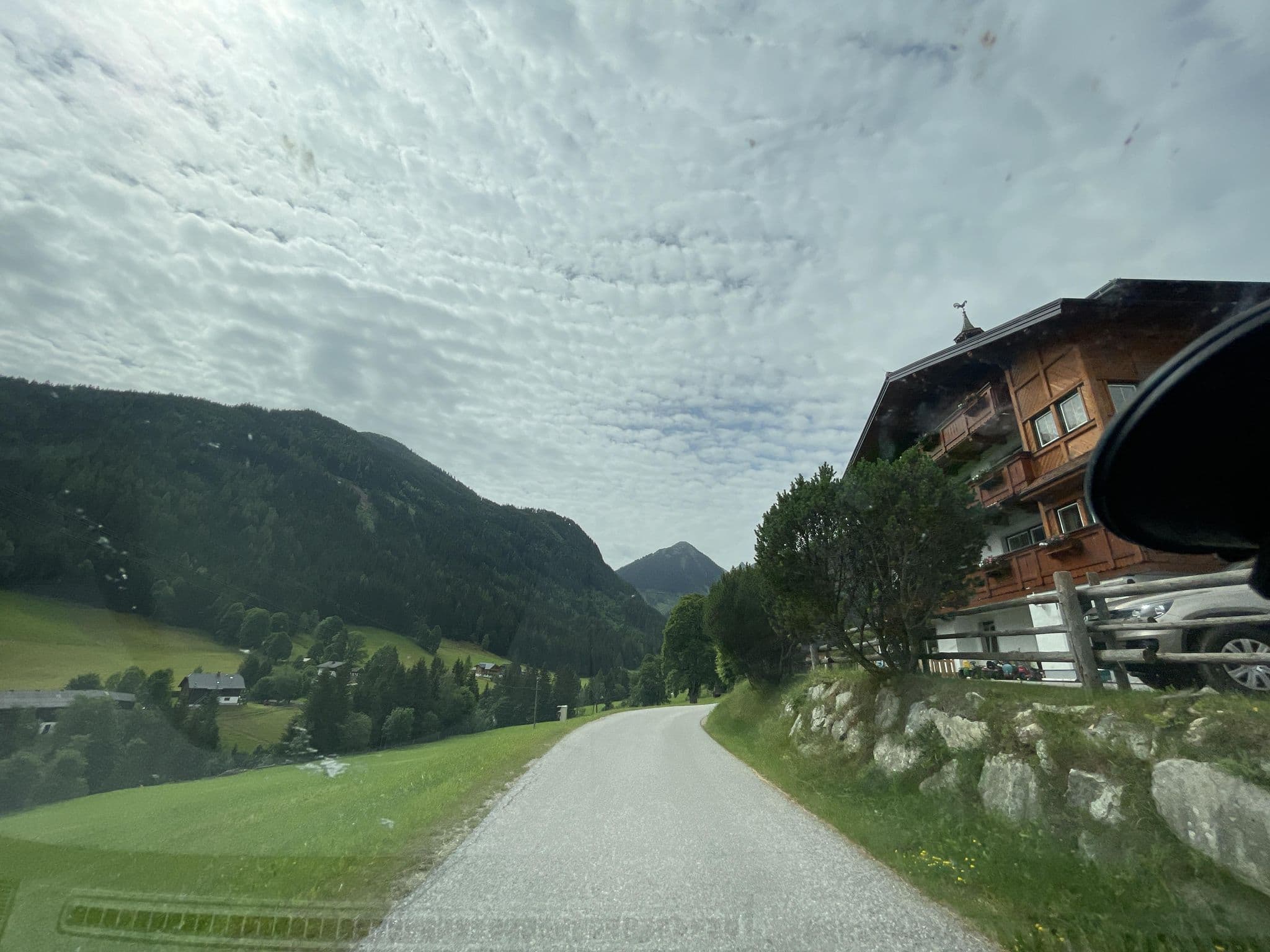Street view near Hocheggerhof - Urlaub am Kinderbauernhof, Schladming — © Schladming2025 (CC BY-SA · Mapillary)