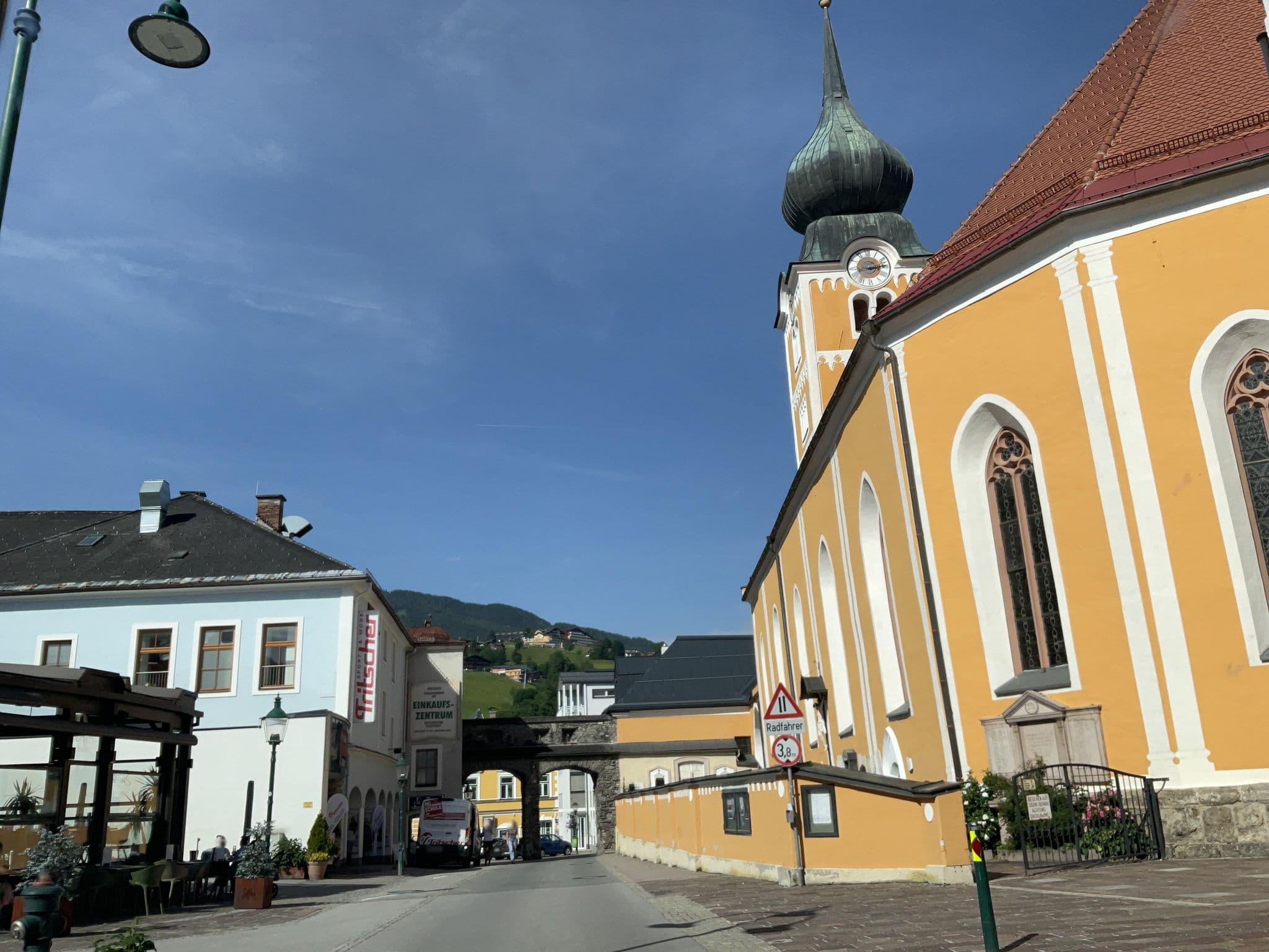 Street view near Hotel Rößl, Schladming — © schladming1 (CC BY-SA · Mapillary)