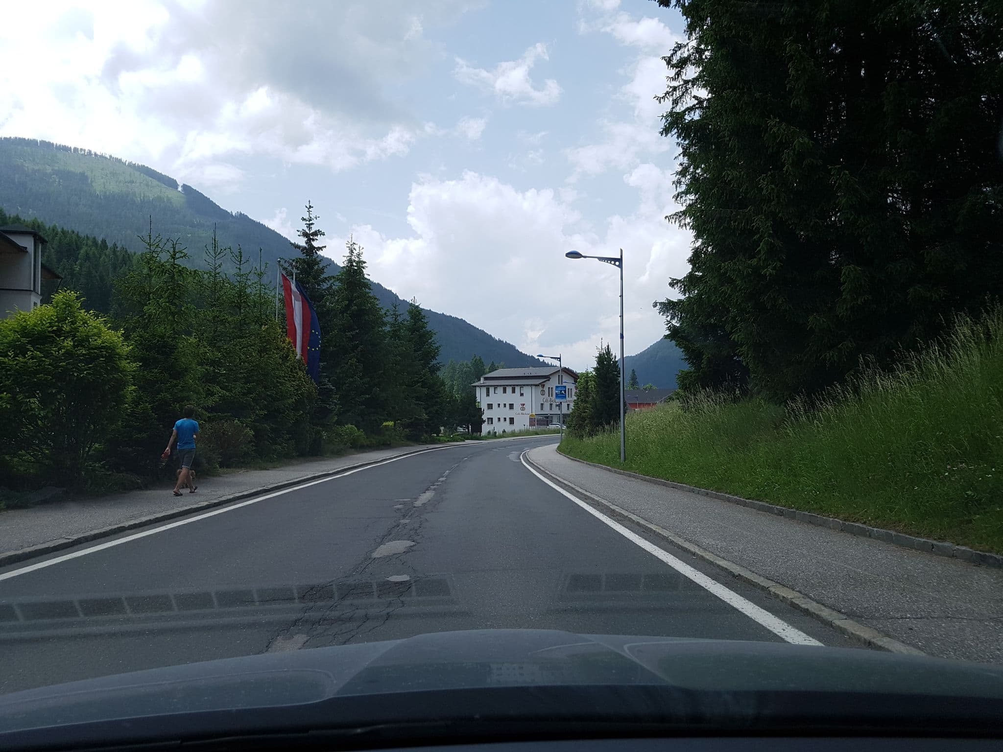 Street view near Hotel Die Post, Radenthein — © schermy_at (CC BY-SA · Mapillary)