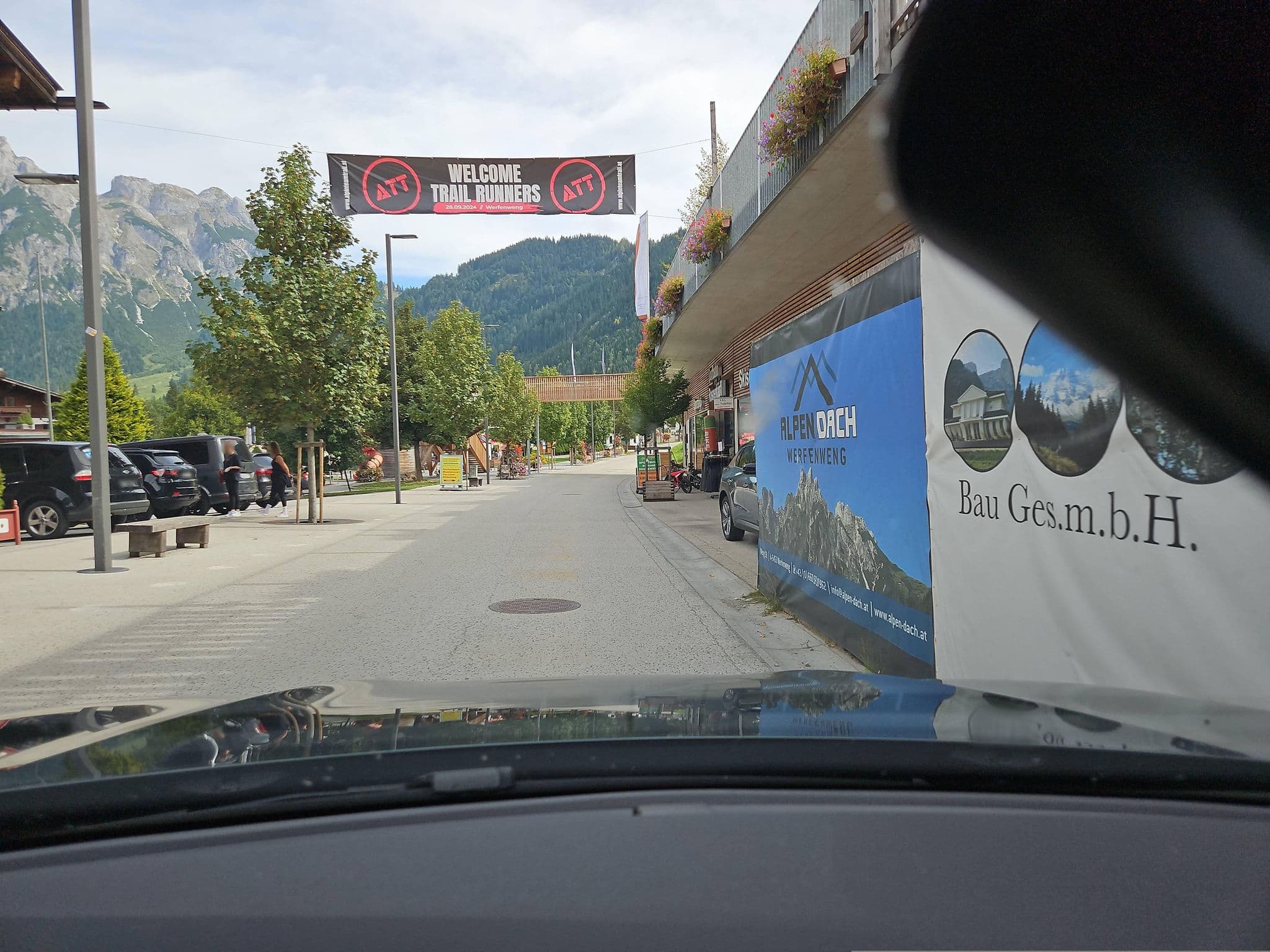 Street view near Wenger Alpenhof, Werfen — © toho (CC BY-SA · Mapillary)