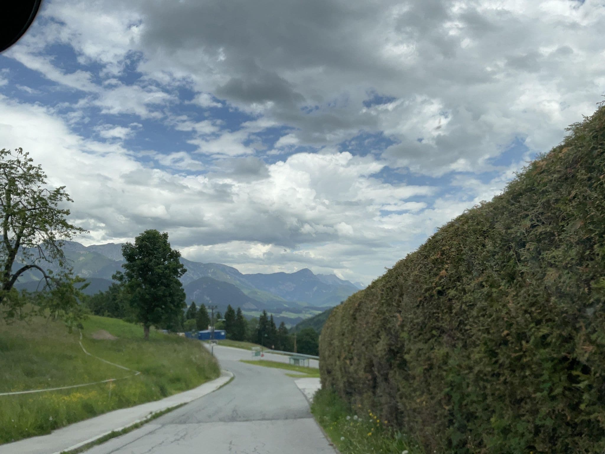 Street view near Angererhof - Gerhild und Heinz Hutegger, Schladming — © schladming1 (CC BY-SA · Mapillary)