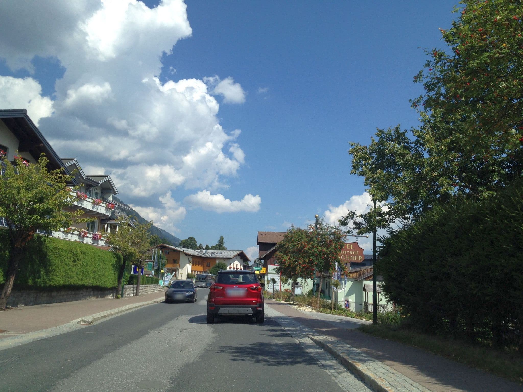 Street view near Familien- und Wanderhotel Matschner, Ramsau am Dachstein — © istefanos (CC BY-SA · Mapillary)