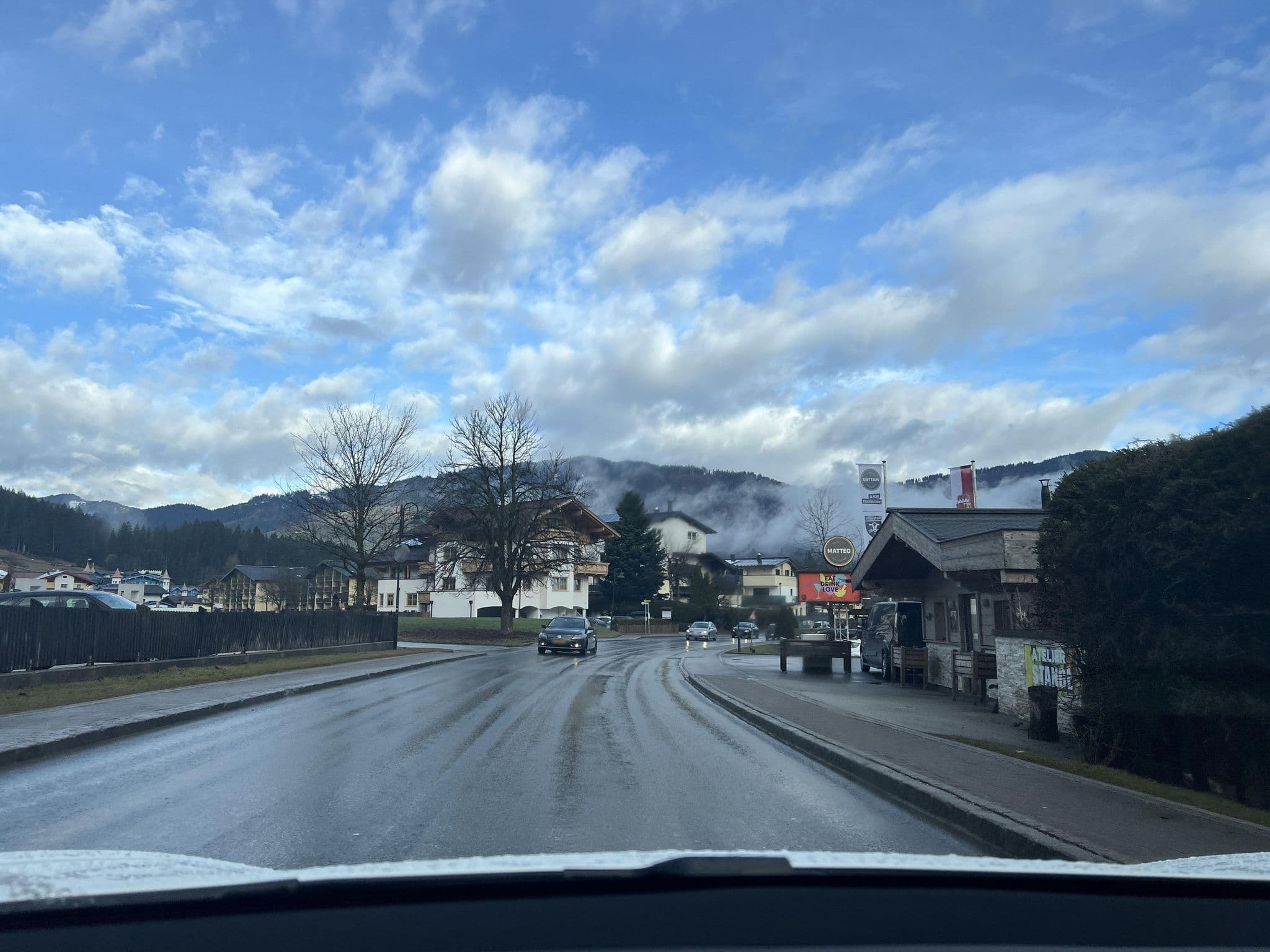 Street view near Haus Edelweiß Frühstückspension Anton Schlierenzauer sen., Altenmarkt im Pongau — © ottor (CC BY-SA · Mapillary)