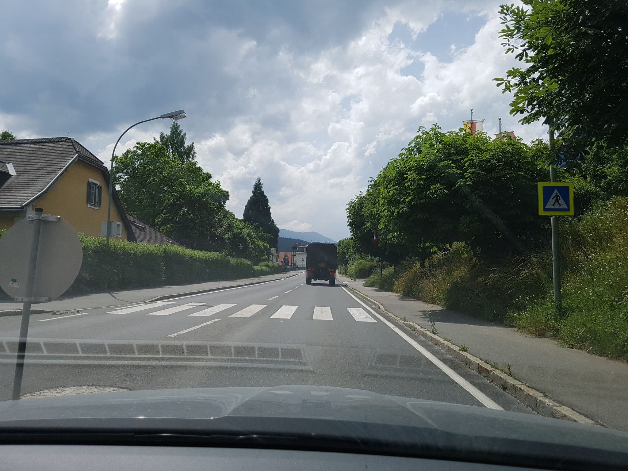 Street view near Hotel-Restaurant Nikolasch, Seeboden — © schermy_at (CC BY-SA · Mapillary)