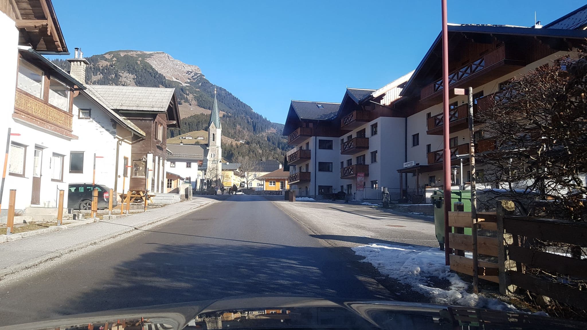 Street view near dachstein Resort, Gosau — © schermy_at (CC BY-SA · Mapillary)