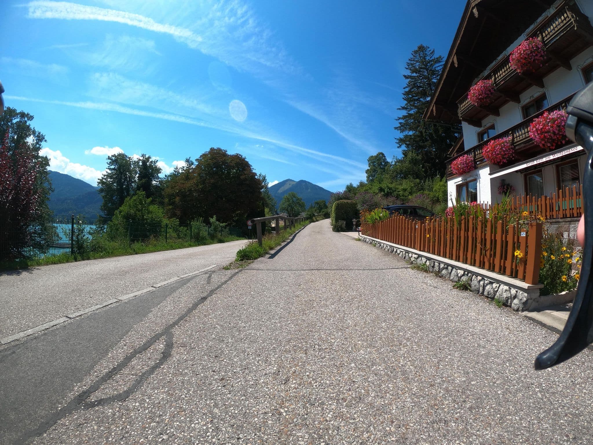 Street view near Haus Panorama - Ferienappartements, Sankt Wolfgang im Salzkammergut — © Langfahrer (CC BY-SA · Mapillary)