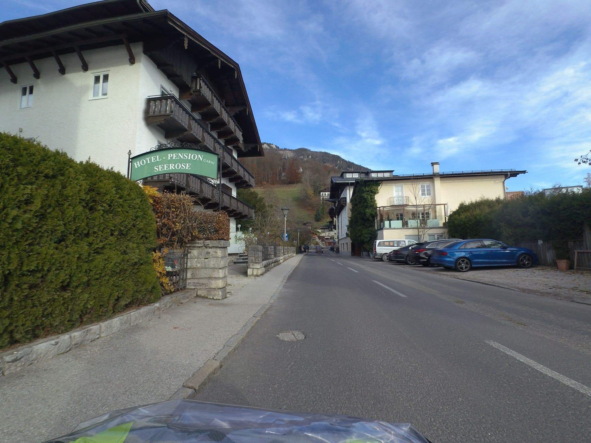 Street view near Hotel Seerose Garni Wolfgangsee, Sankt Wolfgang im Salzkammergut — © schermy_at (CC BY-SA · Mapillary)