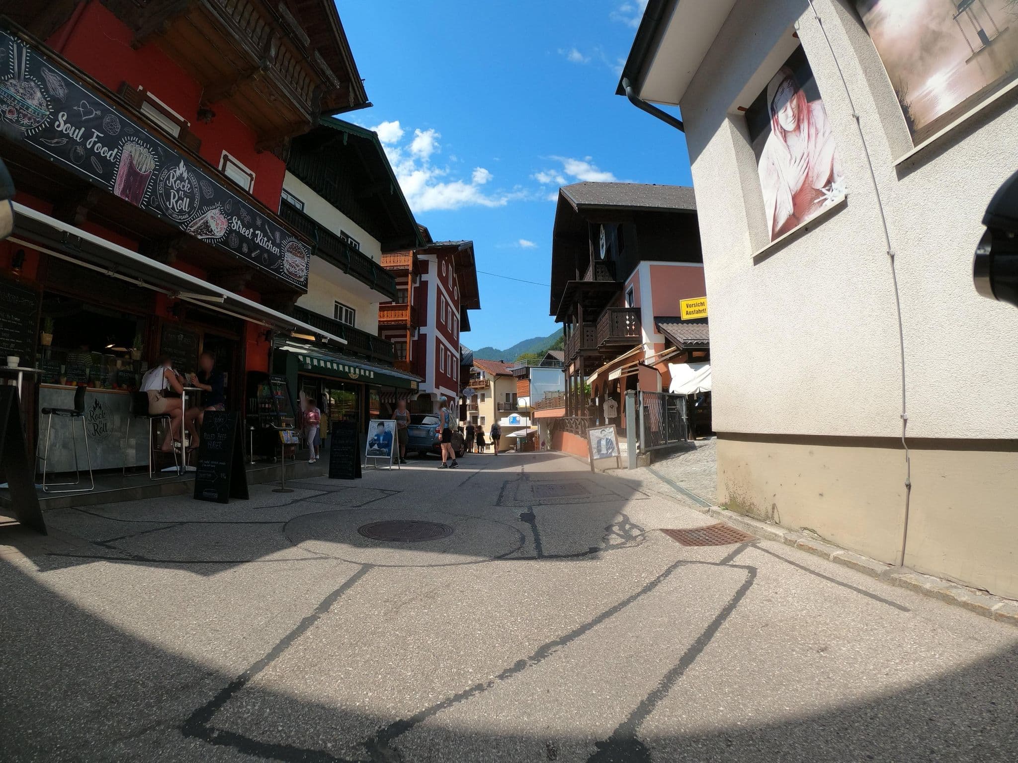 Street view near Pfamhaus Duplex, Sankt Wolfgang im Salzkammergut — © Langfahrer (CC BY-SA · Mapillary)