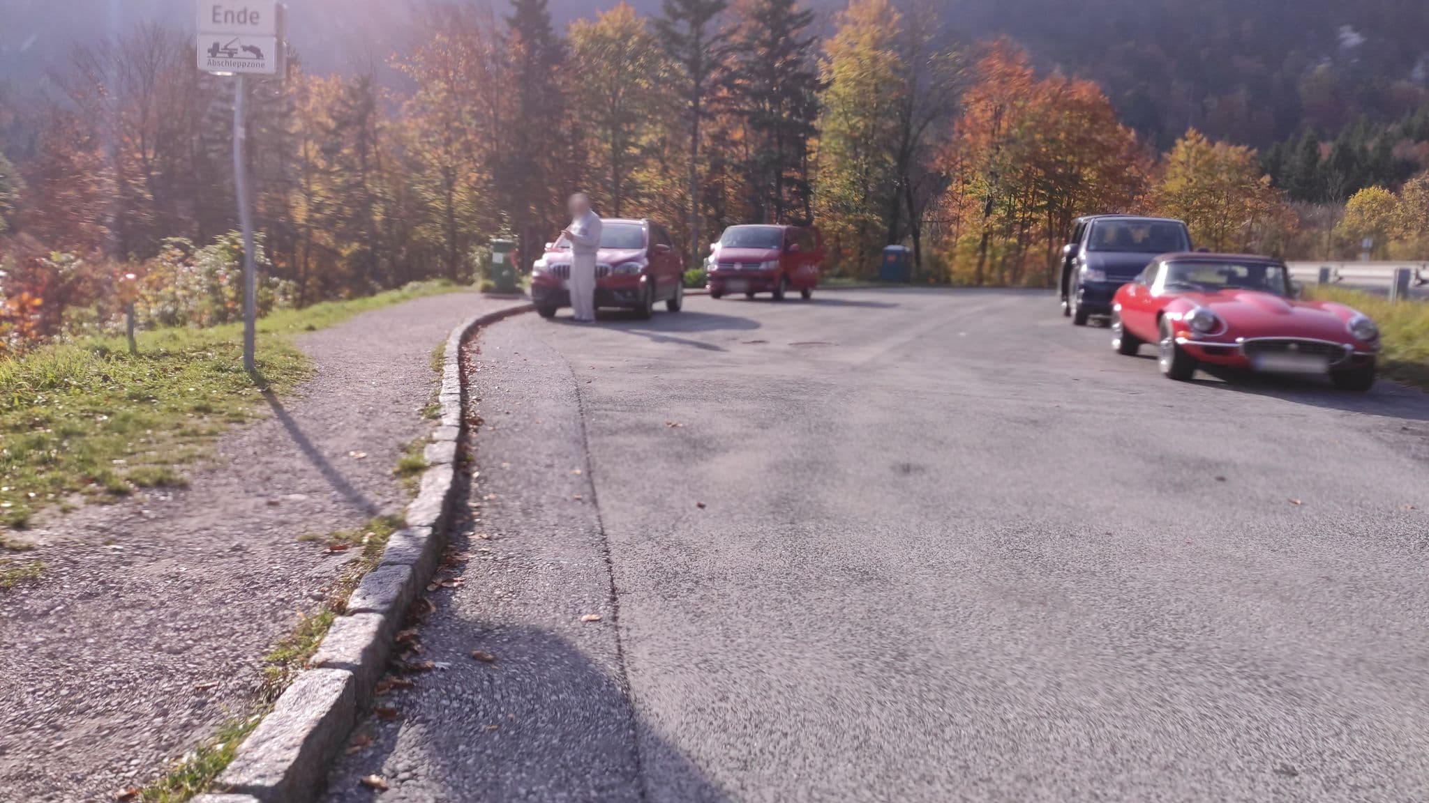 Street view near Gasthof zur Sonne, Sankt Gilgen — © consens_verkehrsplanung (CC BY-SA · Mapillary)