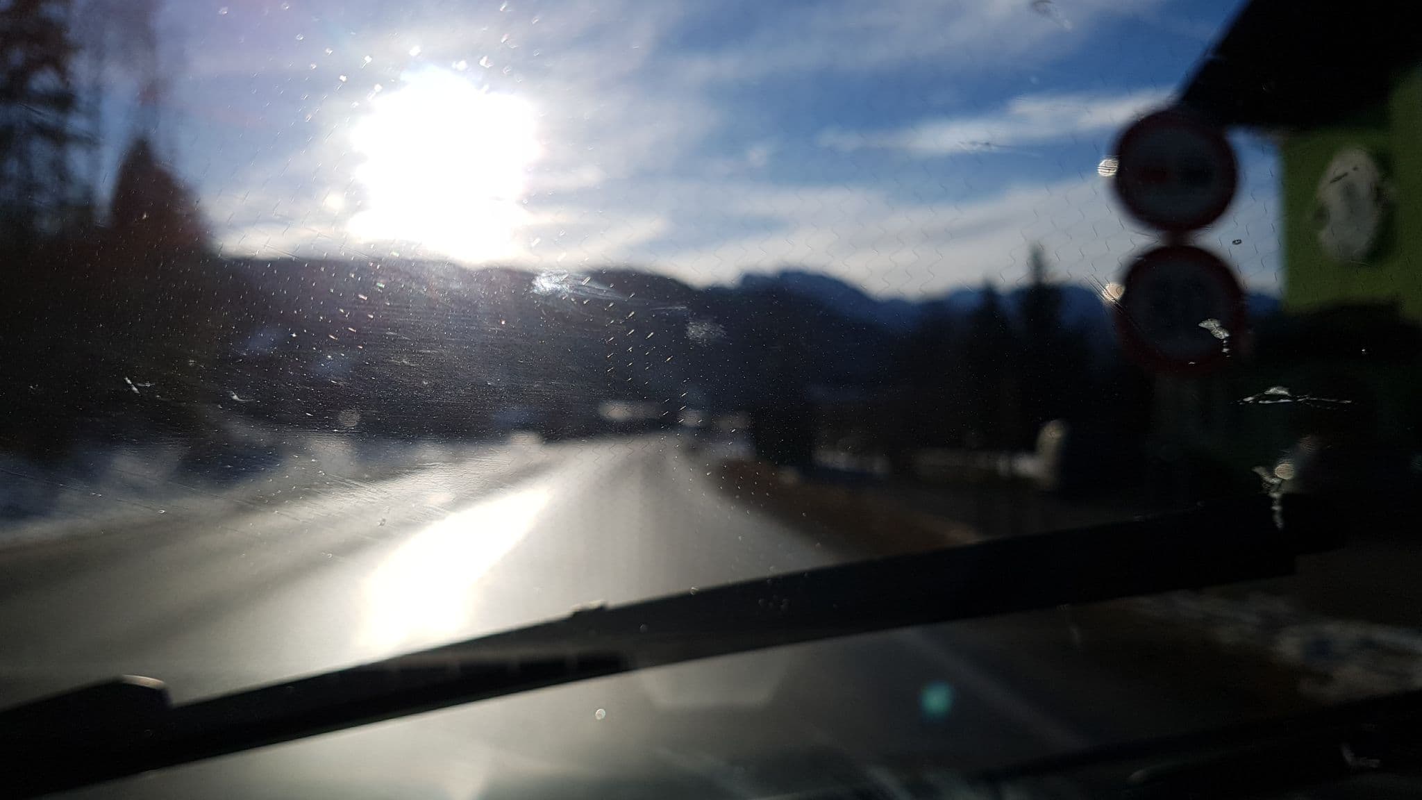 Street view near Sporthotel Höll, Gosau — © schermy_at (CC BY-SA · Mapillary)
