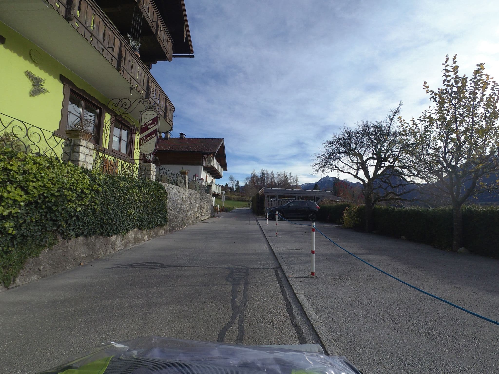 Street view near Landhaus Gertrud, Sankt Wolfgang im Salzkammergut — © schermy_at (CC BY-SA · Mapillary)