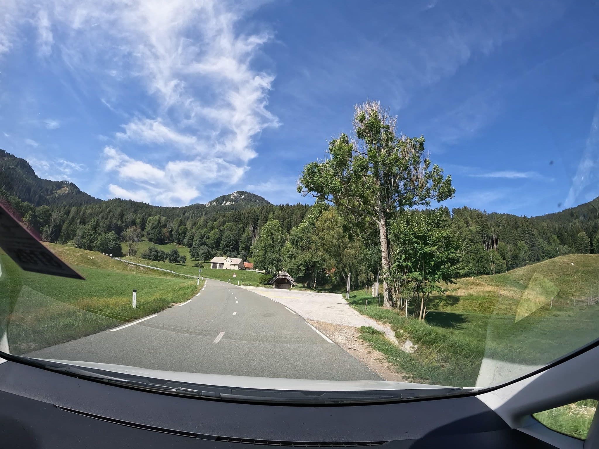 Street view near Seestüberl, Feldkirchen in Kärnten — © erias (CC BY-SA · Mapillary)