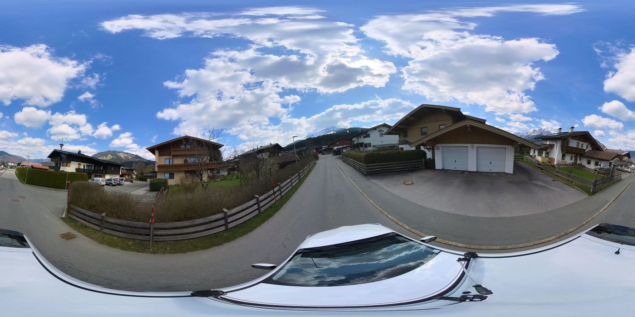 Street view near Gästehaus Mariacher, Sankt Johann in Tirol — © osmplus_org (CC BY-SA · Mapillary)