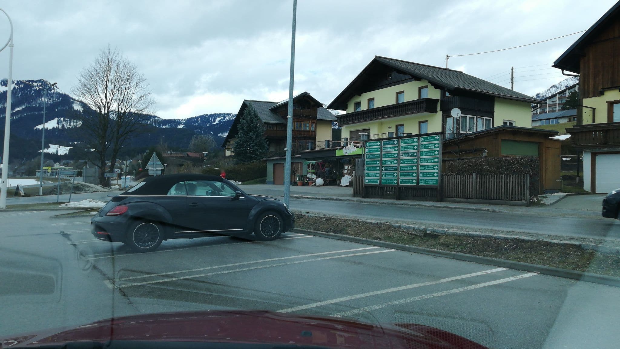 Street view near Gasthof Weichselbaumer, Mitterndorf im Steirischen Salzkammergut — © gzin (CC BY-SA · Mapillary)