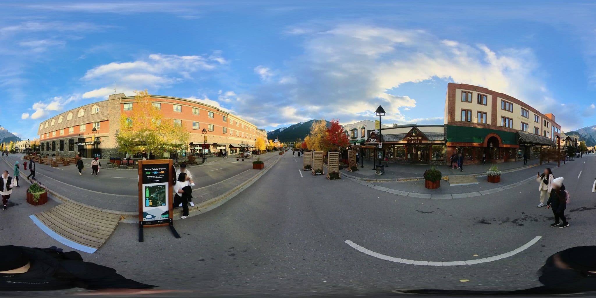 Street view near King Edward Hotel, Banff