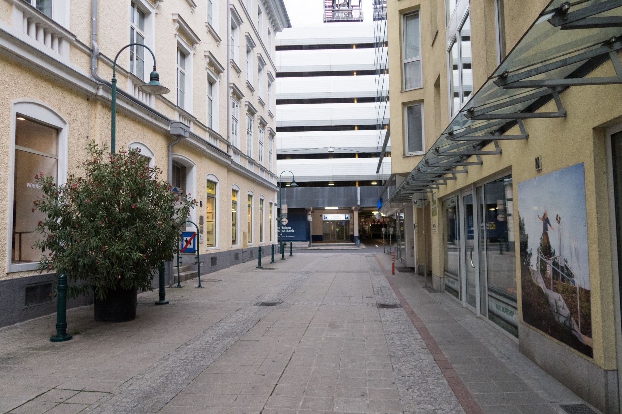 Street view near Pixel im Hof, Linz — © plonma1 (CC BY-SA · Mapillary)