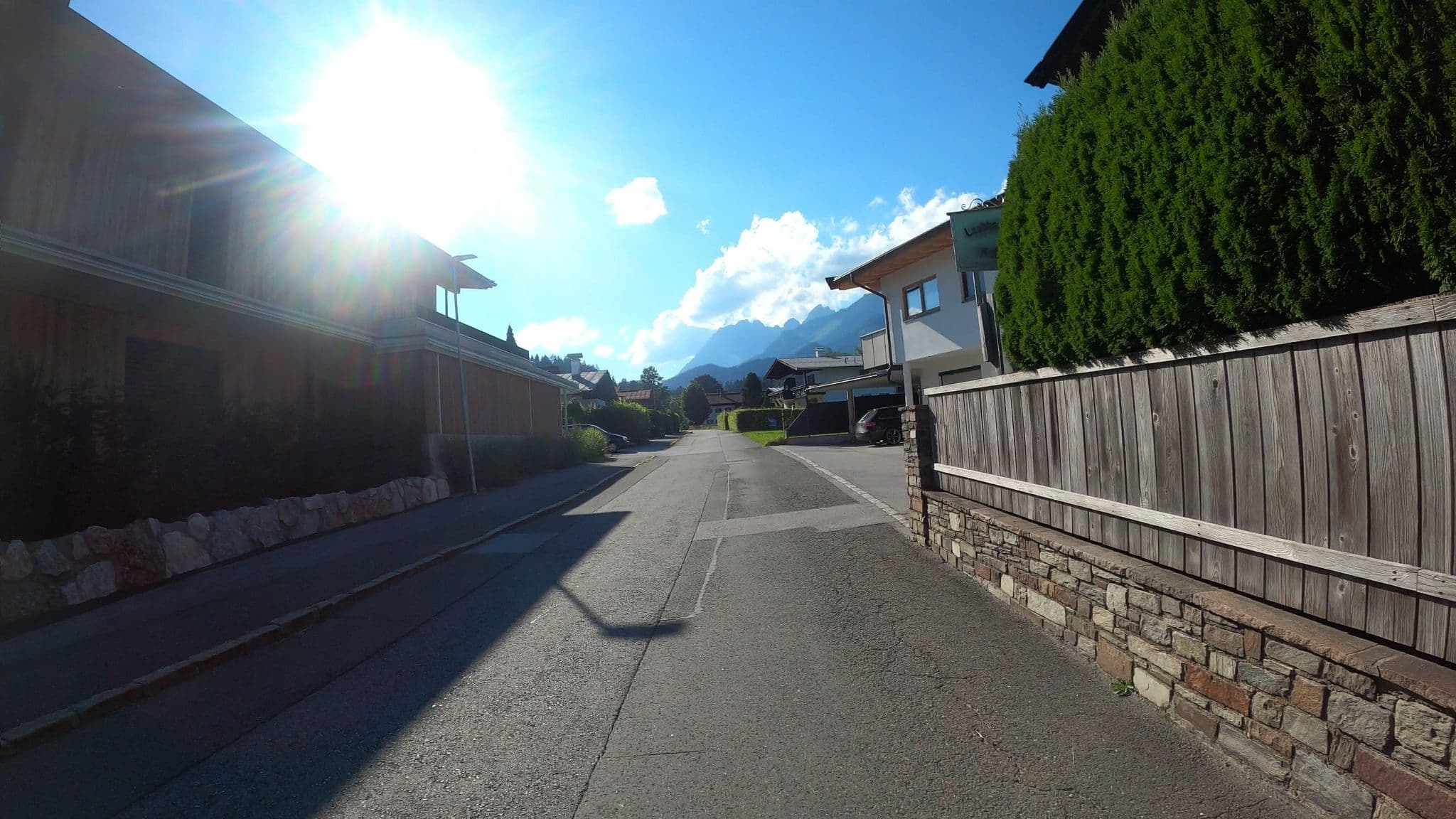 Street view near Landhaus Hubertus, Sankt Johann in Tirol — © osmplus_org (CC BY-SA · Mapillary)