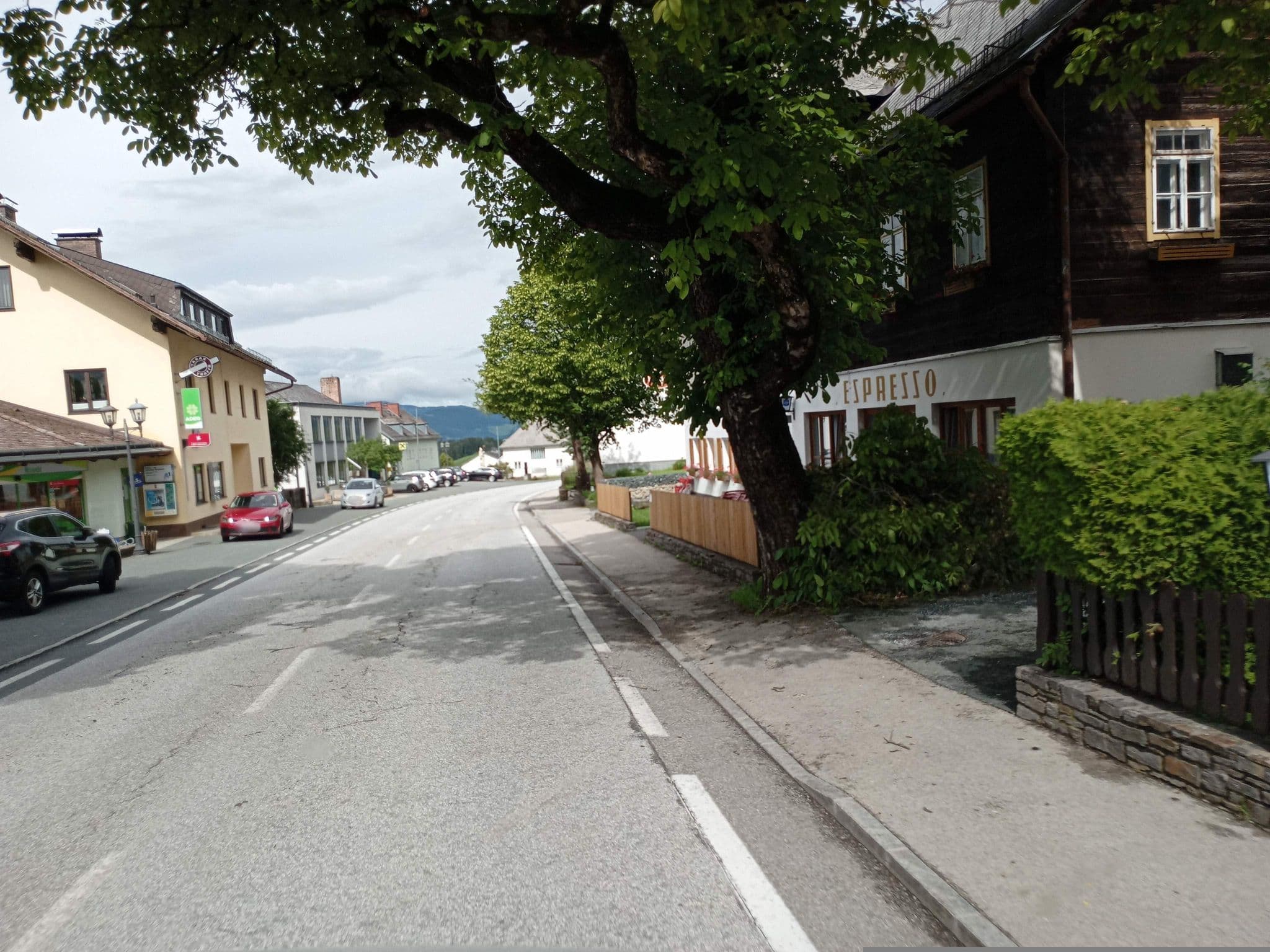 Street view near Gasthaus Hanslwirt, Bad Sankt Leonhard im Lavanttal — © atze02 (CC BY-SA · Mapillary)