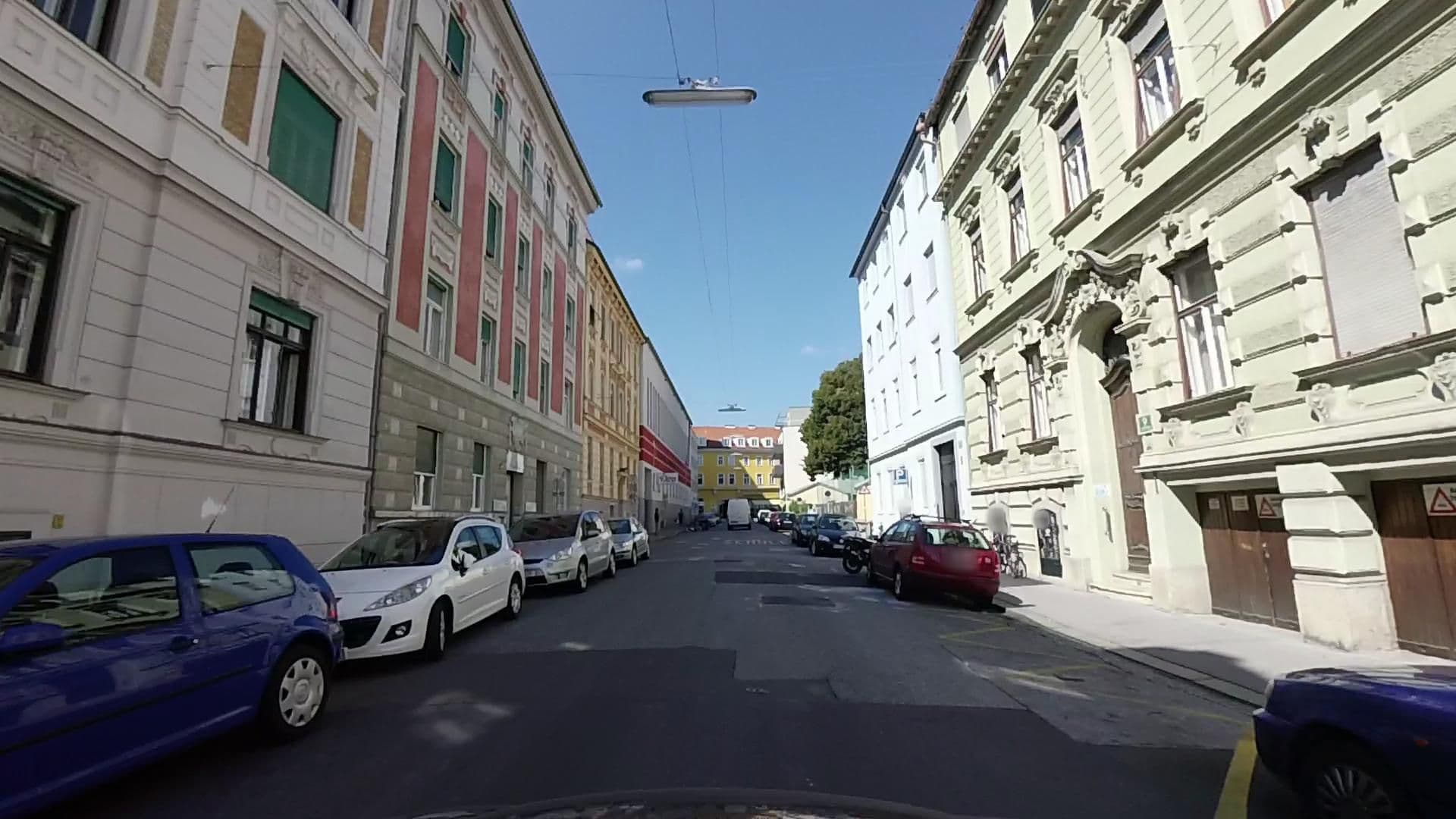 Street view near Hosan Hotel-BetriebsgesmbH, Graz — © grazillary (CC BY-SA · Mapillary)