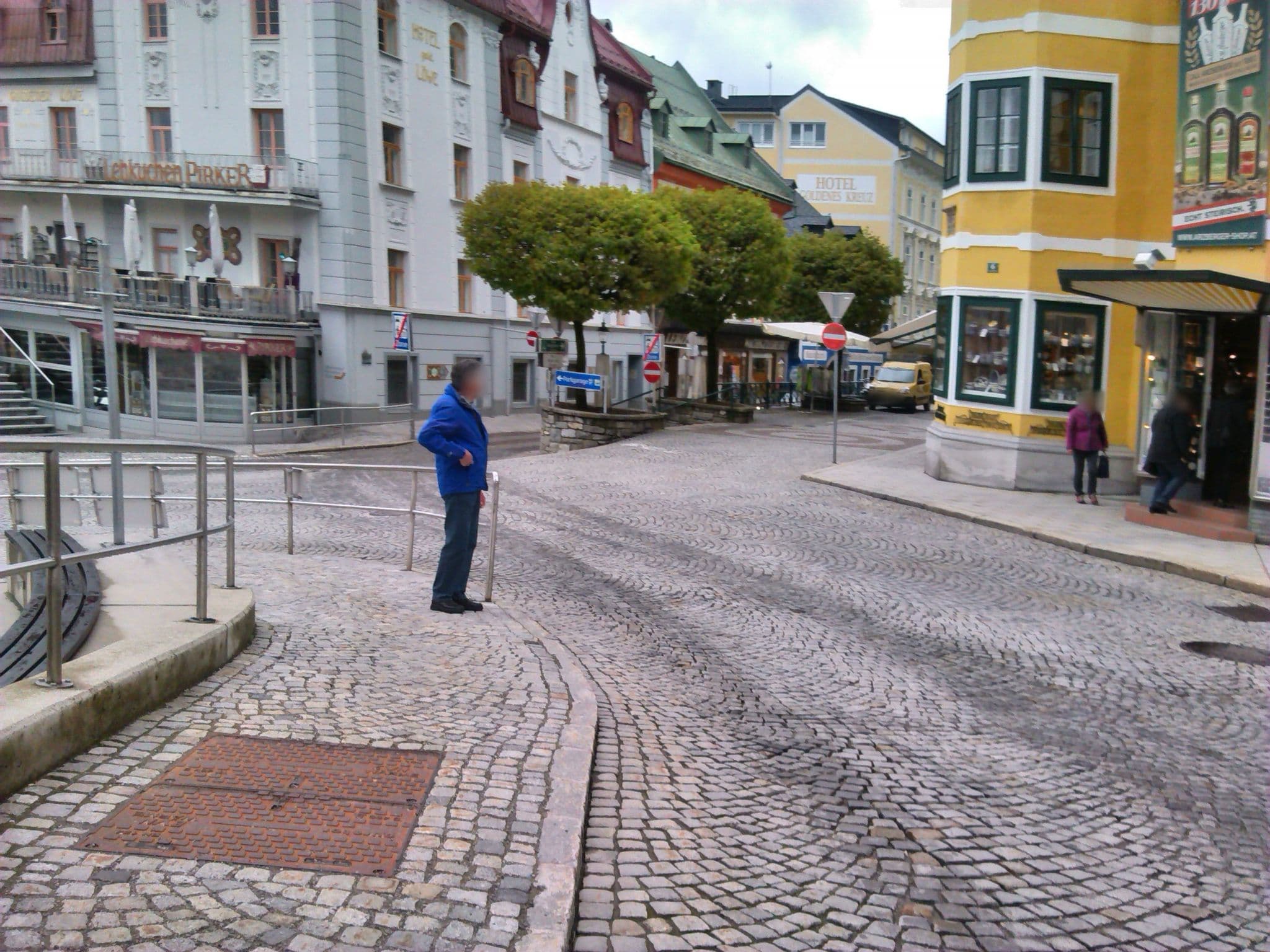 Street view near Magnus 2008 GmbH, Mariazell — © parkflyer (CC BY-SA · Mapillary)