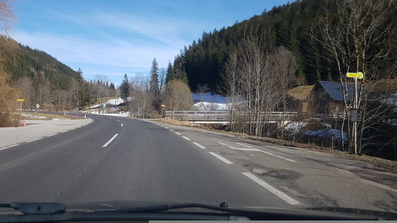 Street view near Gasthof z Weinperle, Mariazell — © mik007 (CC BY-SA · Mapillary)