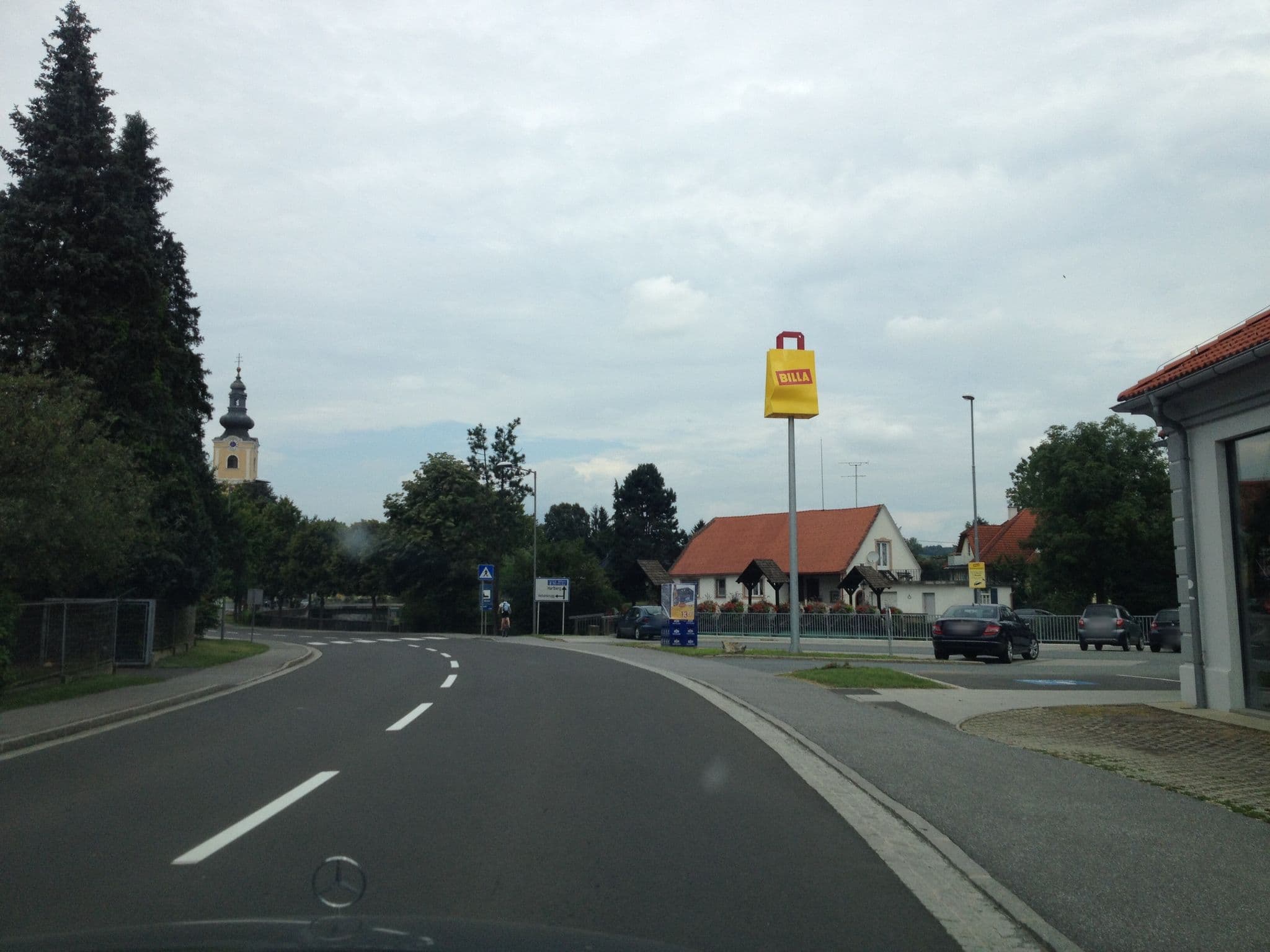 Street view near Frühstückspension Fam Krump Franz und Jutta, Bad Waltersdorf — © smon (CC BY-SA · Mapillary)