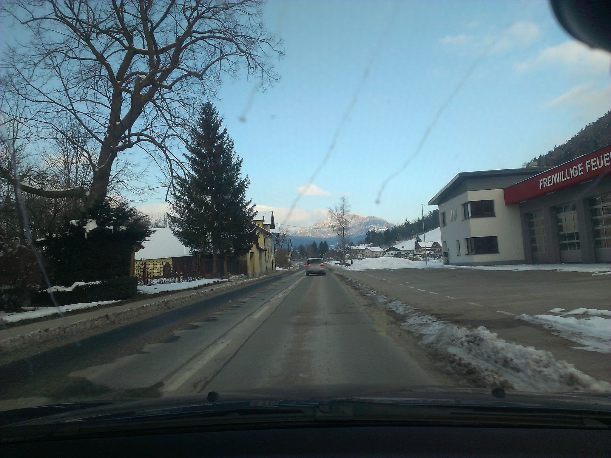 Street view near Mag. Hubert Resch, Puchberg am Schneeberg — © segi (CC BY-SA · Mapillary)