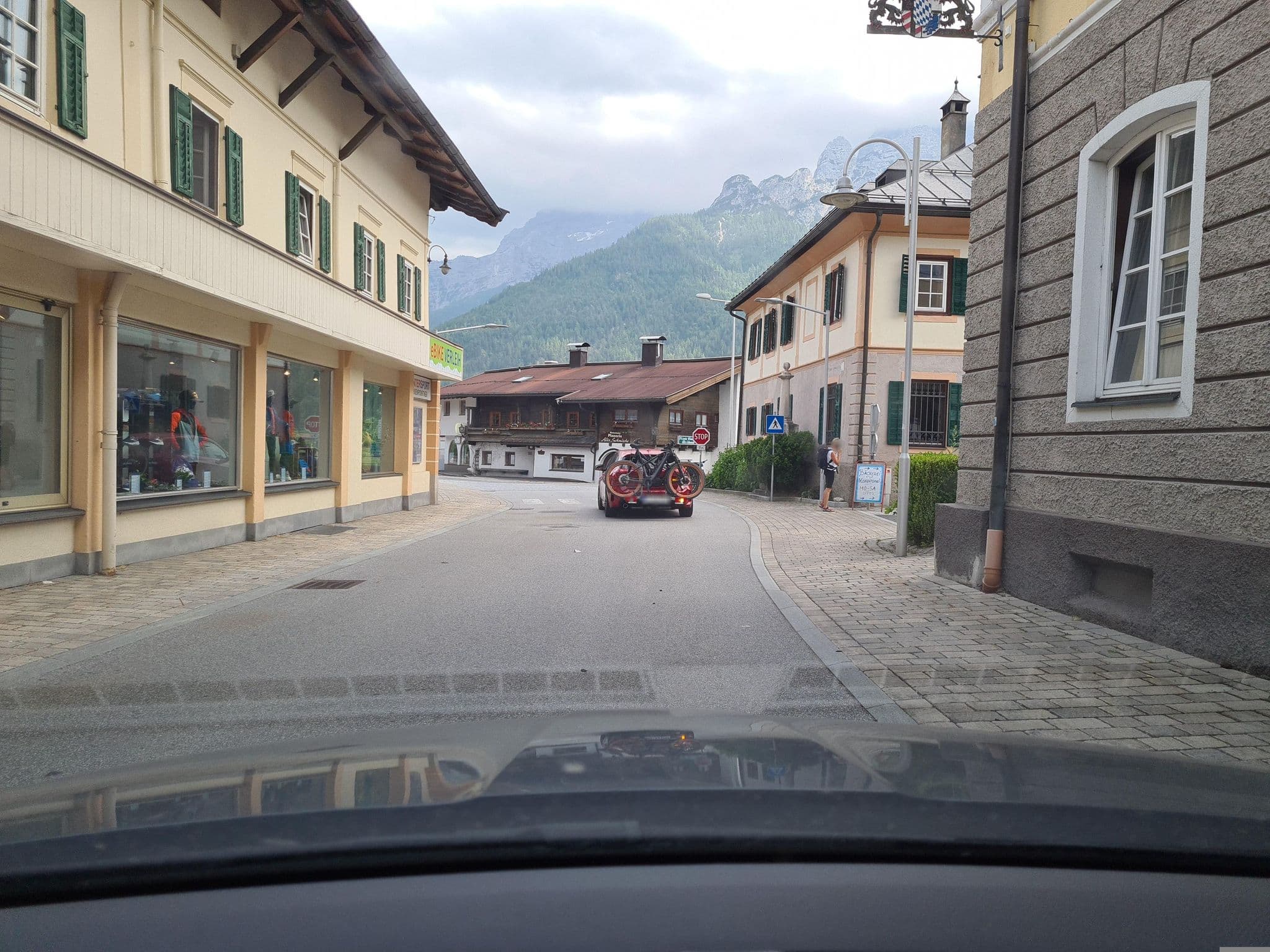 Street view near Heigenhauser, Waidring — © schermy_at (CC BY-SA · Mapillary)