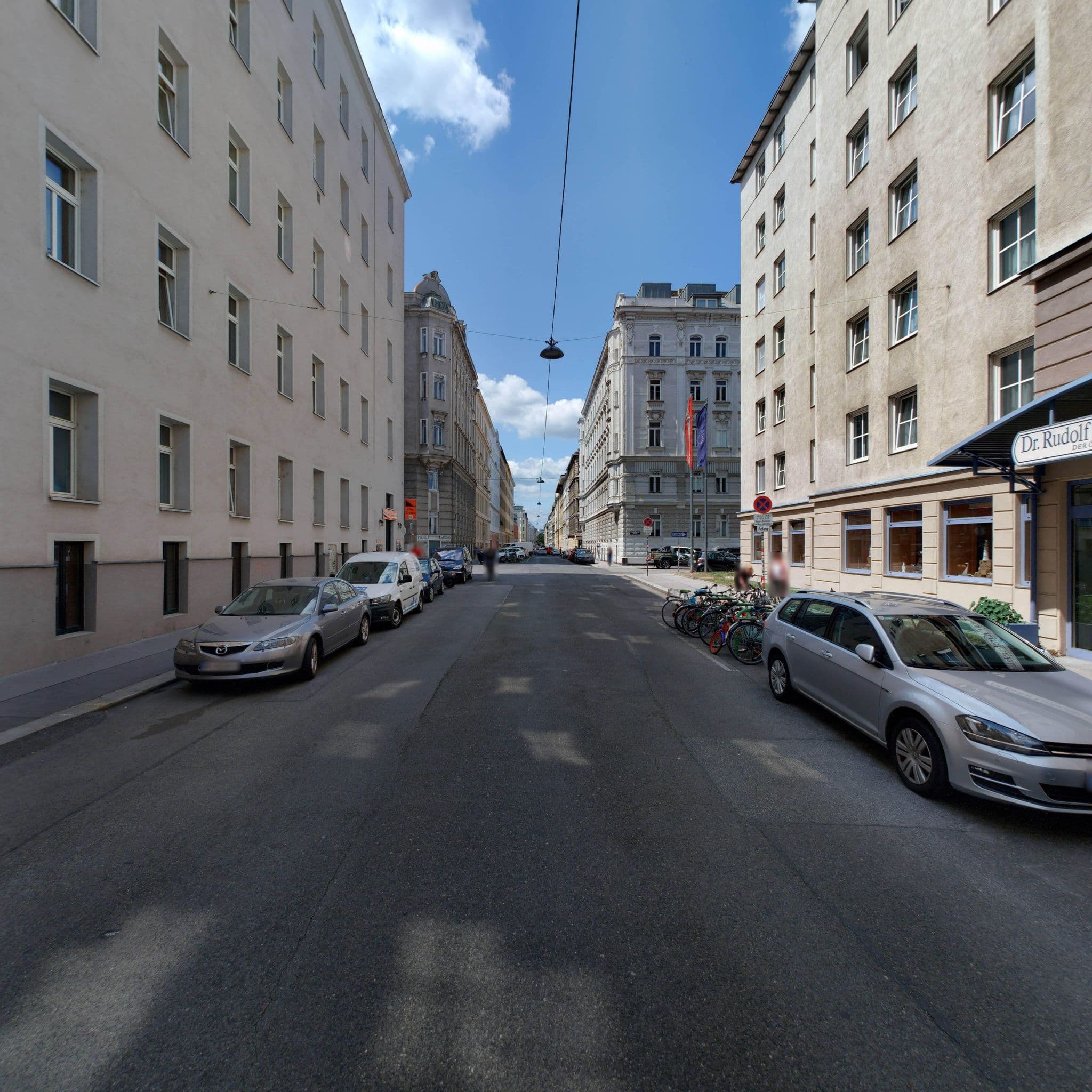 Street view near Hostel 4, Margareten — © eliasgander (CC BY-SA · Mapillary)