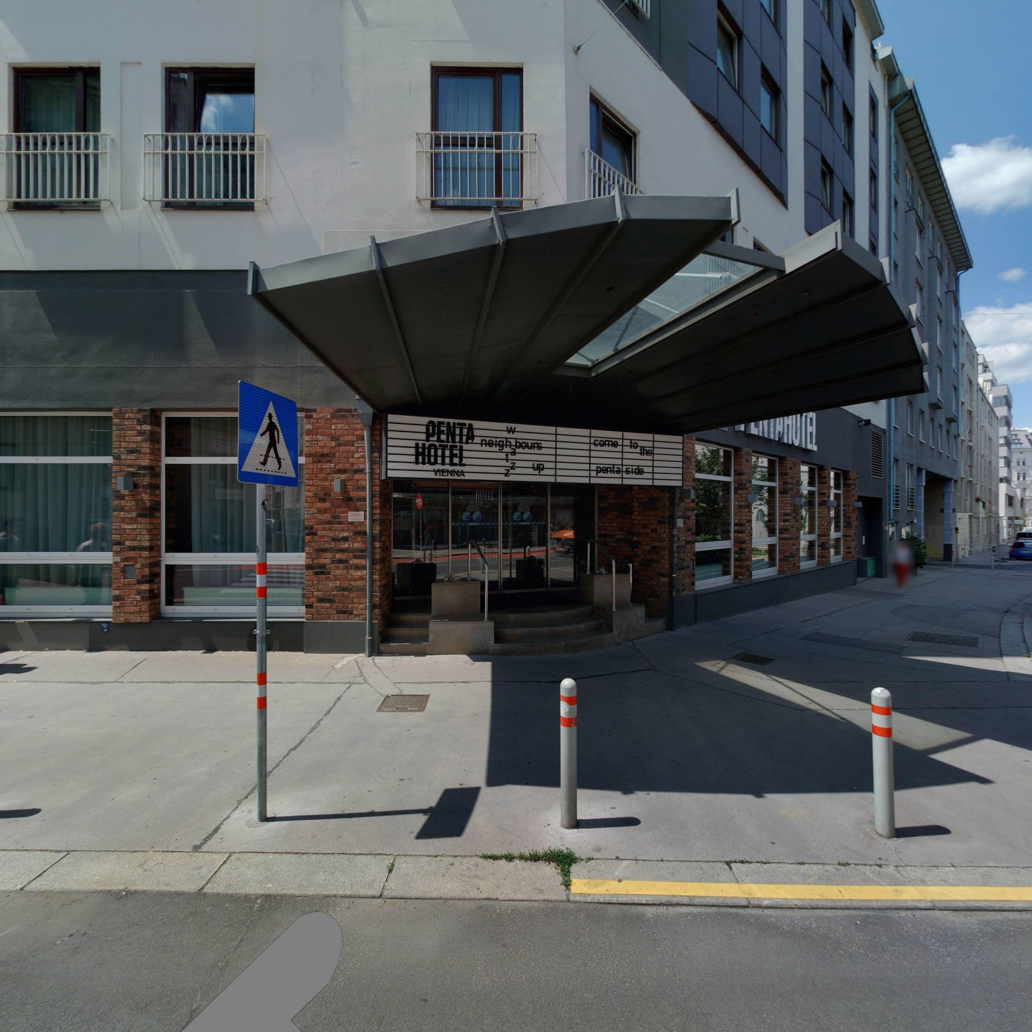 Street view near Falkensteiner Hotel Palace, Margareten — © eliasgander (CC BY-SA · Mapillary)