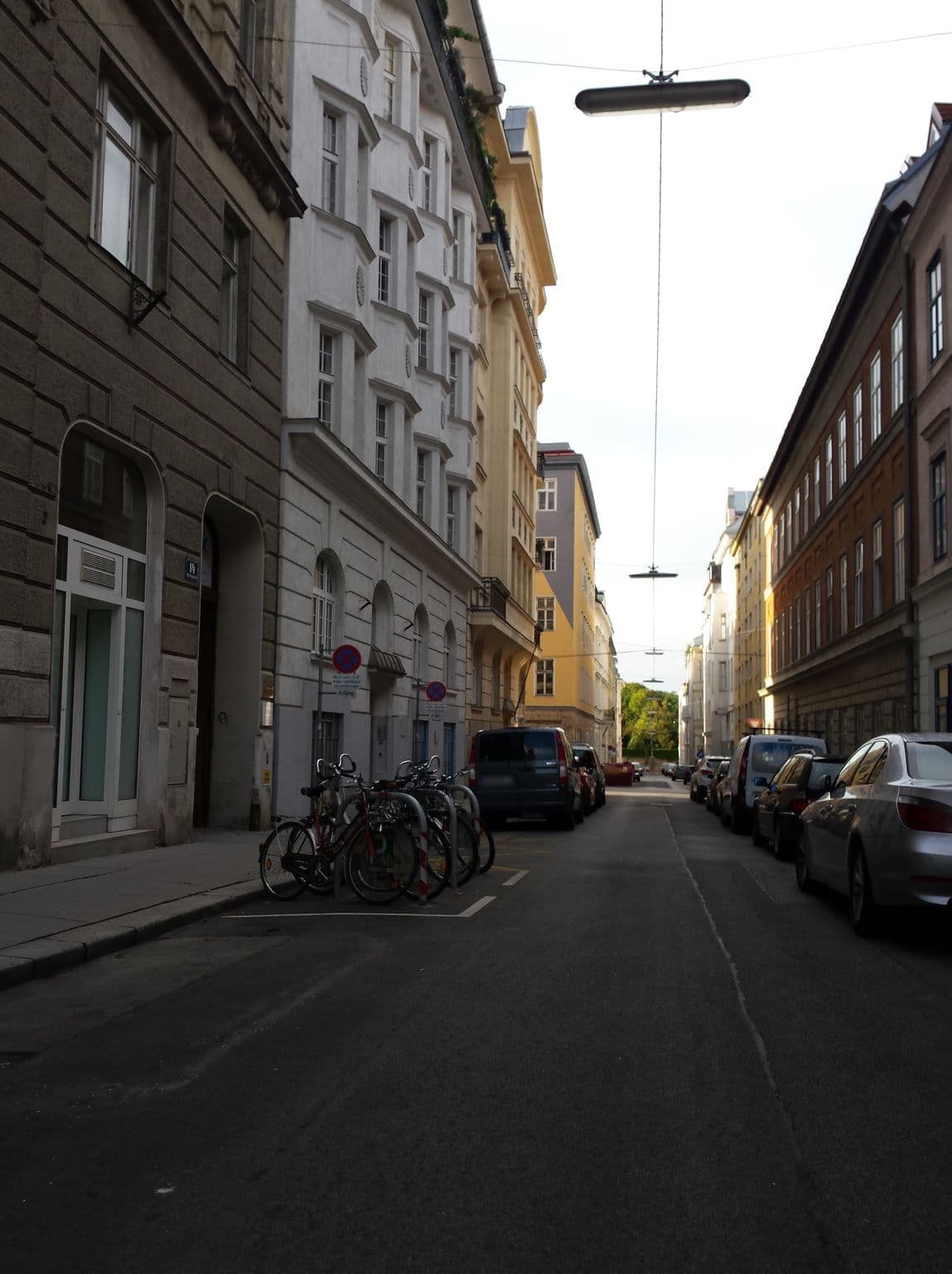 Street view near 초인종민박, Margareten — © rudolfmayer (CC BY-SA · Mapillary)
