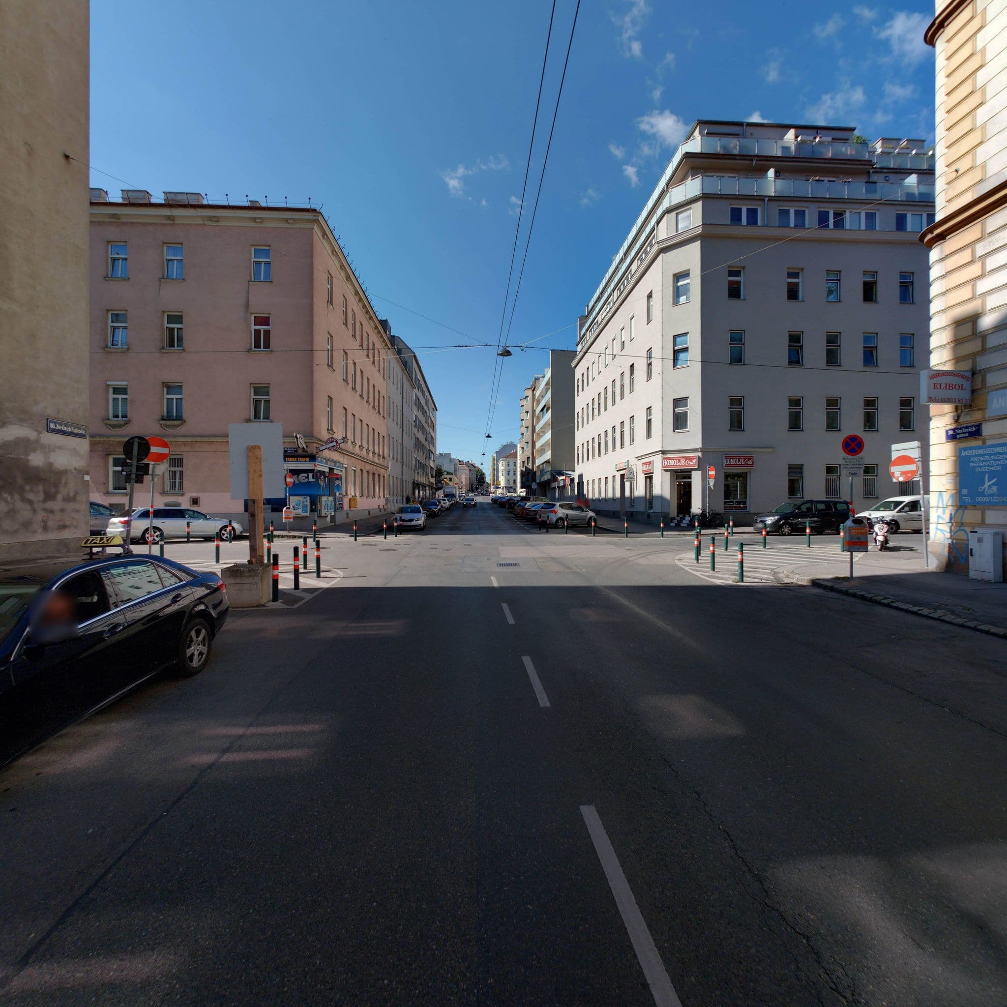 Street view near Vienna Star Apartment, Margareten — © eliasgander (CC BY-SA · Mapillary)