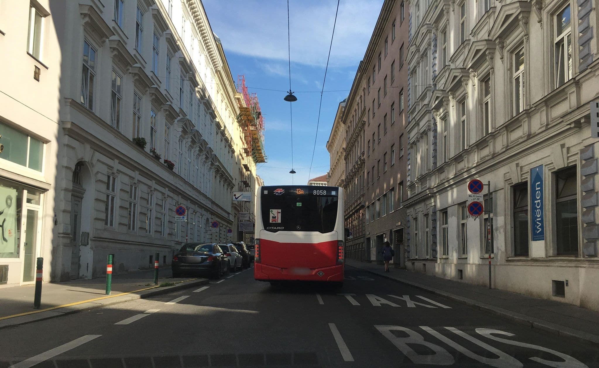 Street view near Pension Vienna Happymit, Margareten — © istefanos (CC BY-SA · Mapillary)