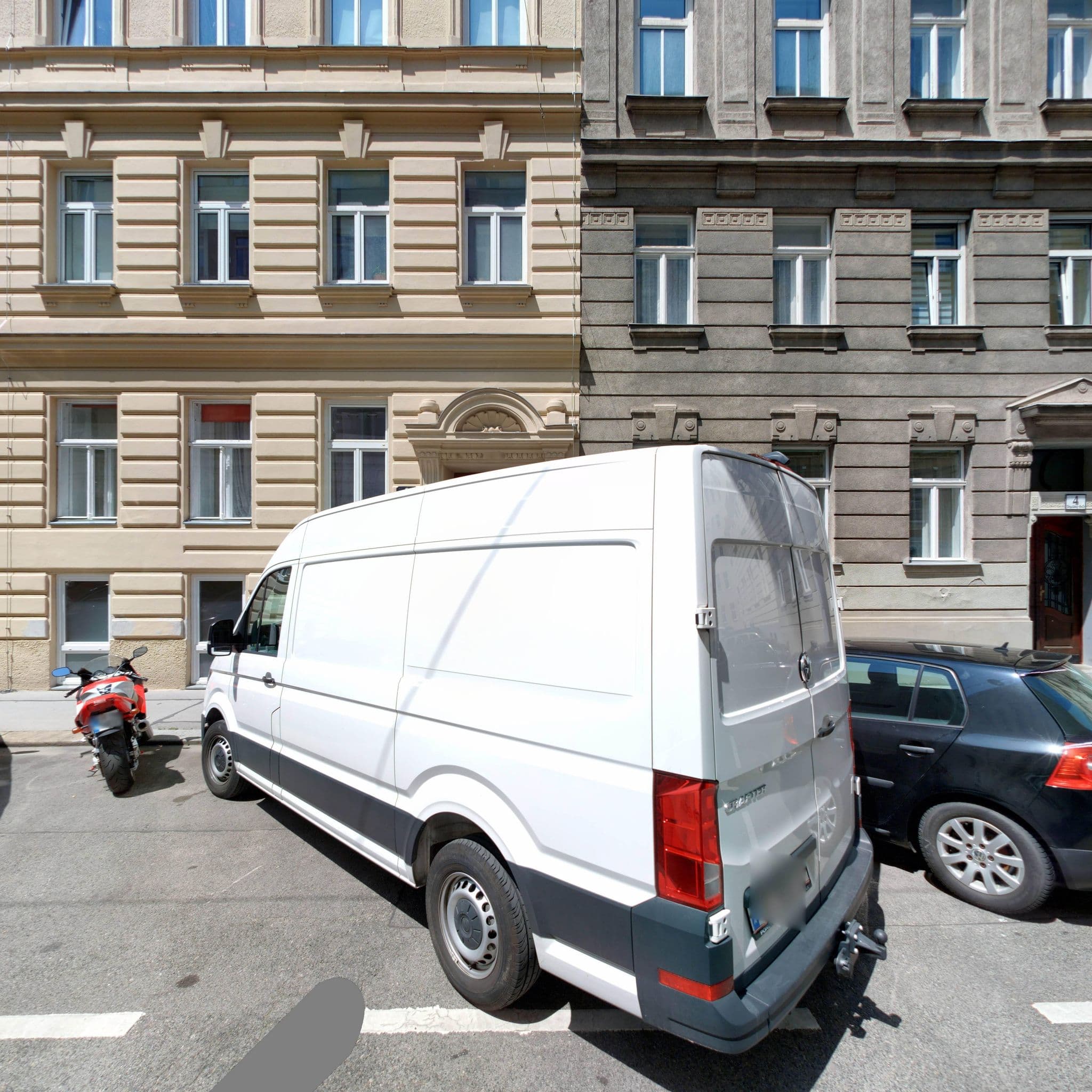 Street view near Best of Vienna Apartments Vogelsanggasse, Margareten — © eliasgander (CC BY-SA · Mapillary)