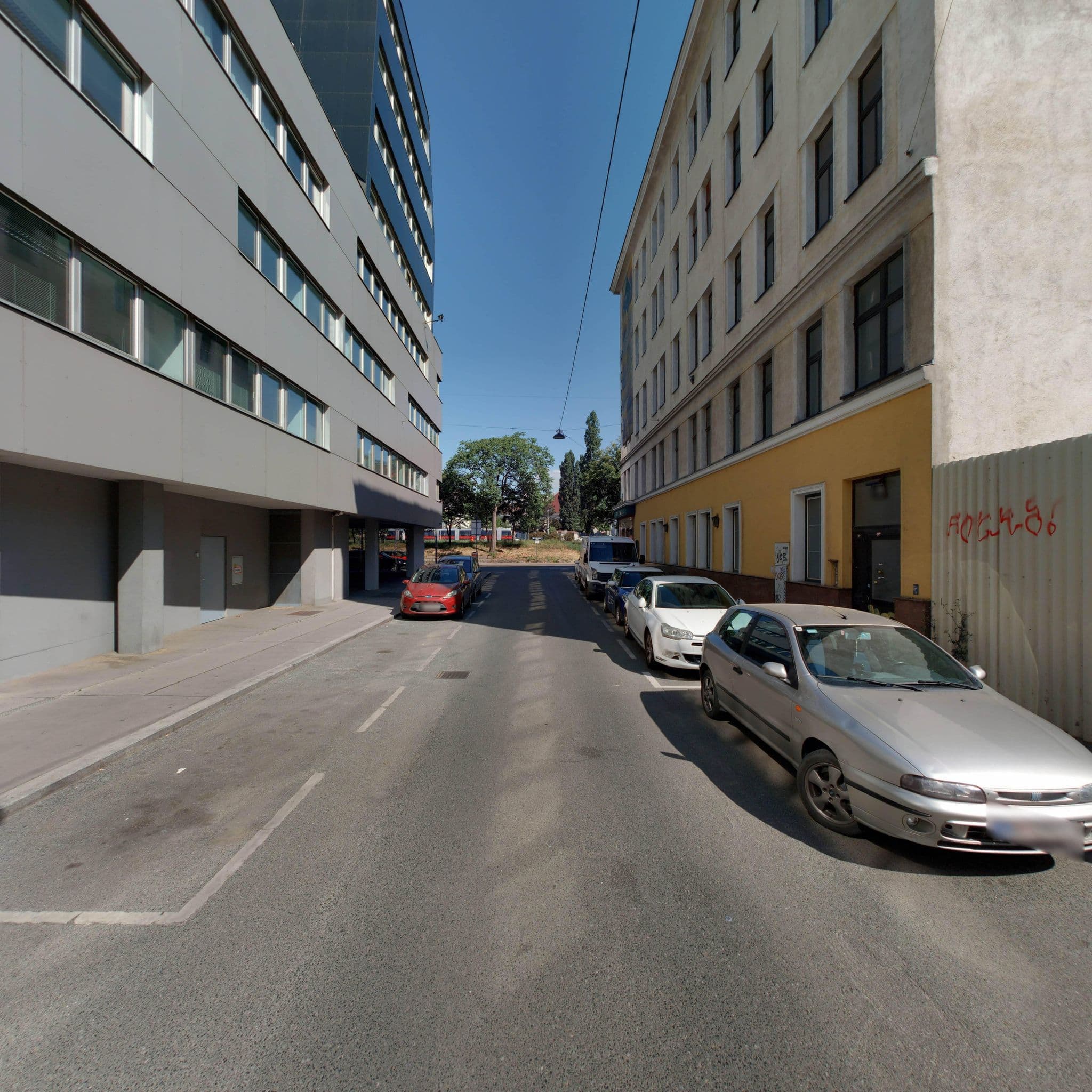 Street view near Cryston Hotel Vienna, Margareten — © eliasgander (CC BY-SA · Mapillary)